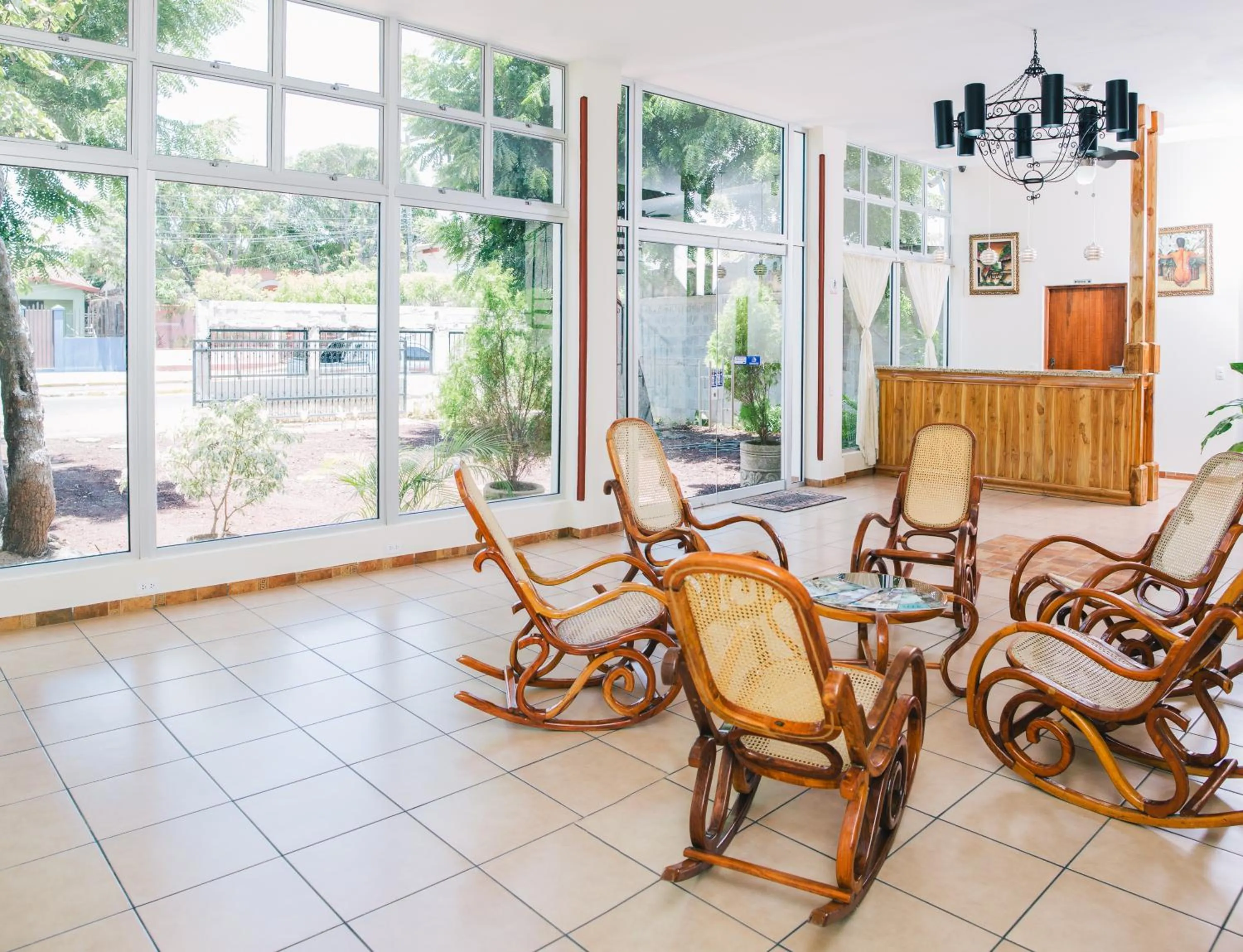 Facade/entrance in Hotel La Estacion