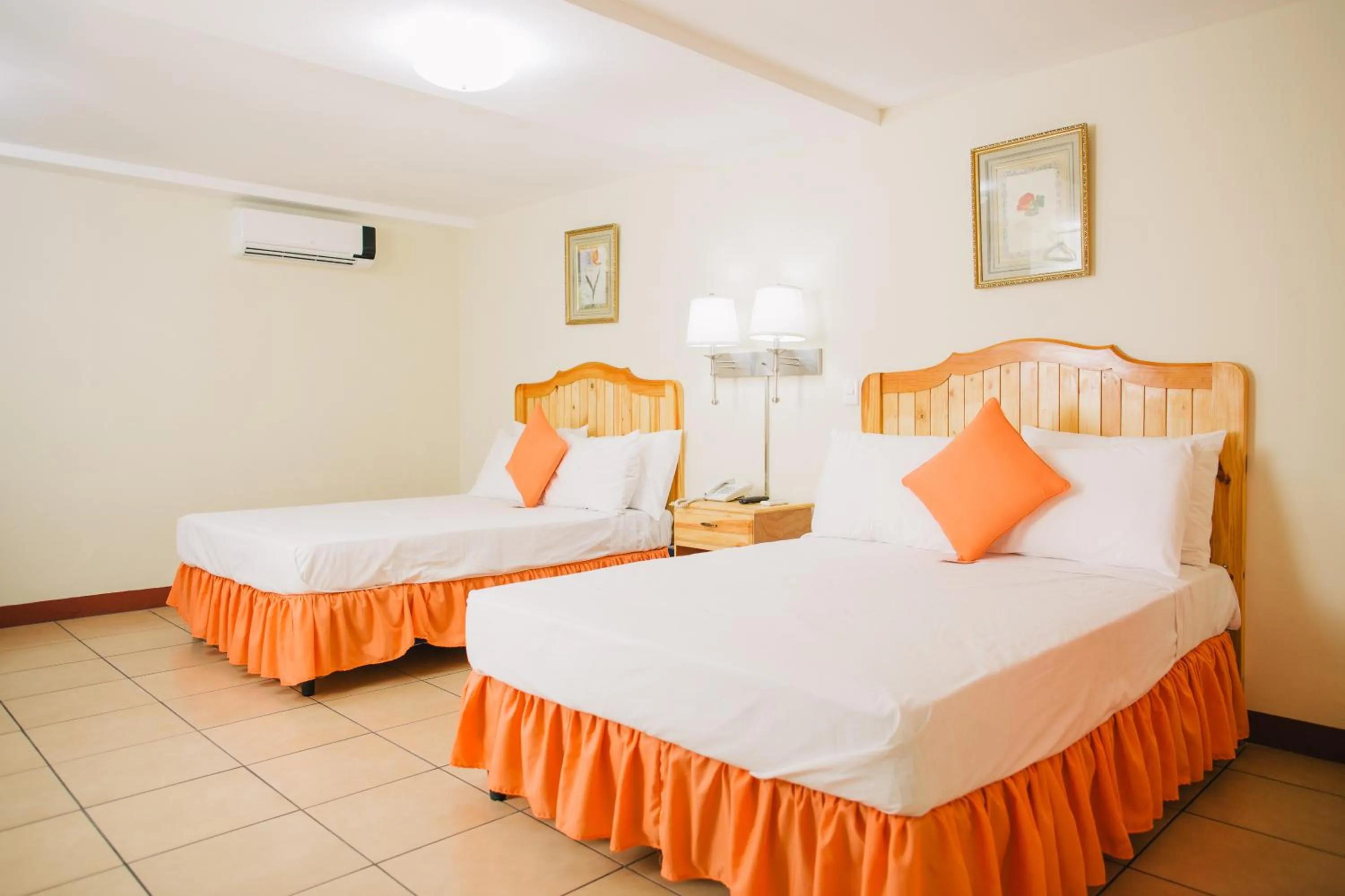 Bedroom, Bed in Hotel La Estacion