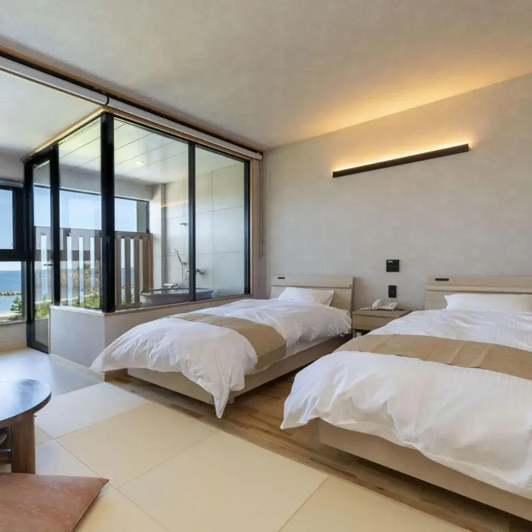 Twin Room with Private Bathroom in Michishio Twin Room with Private Bathroom in Michishio