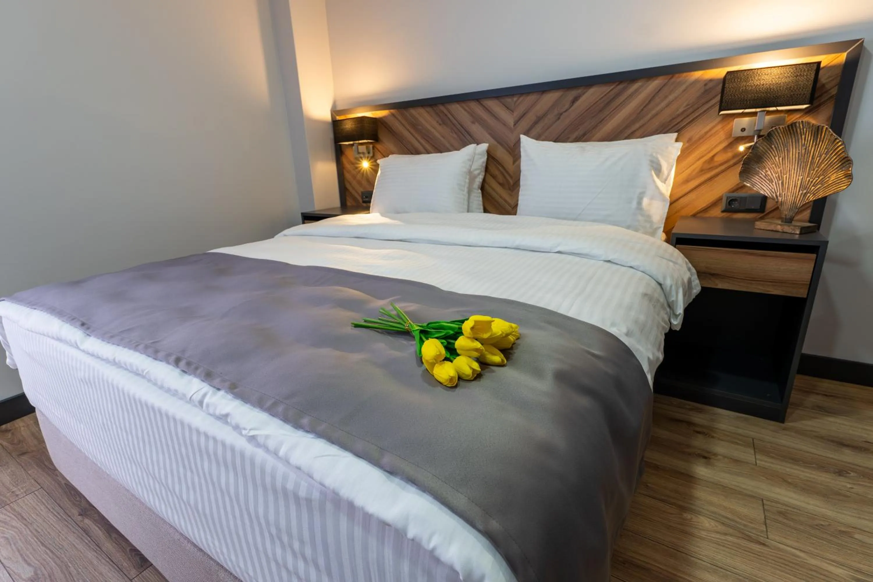 Bed in Yusufhan Suites