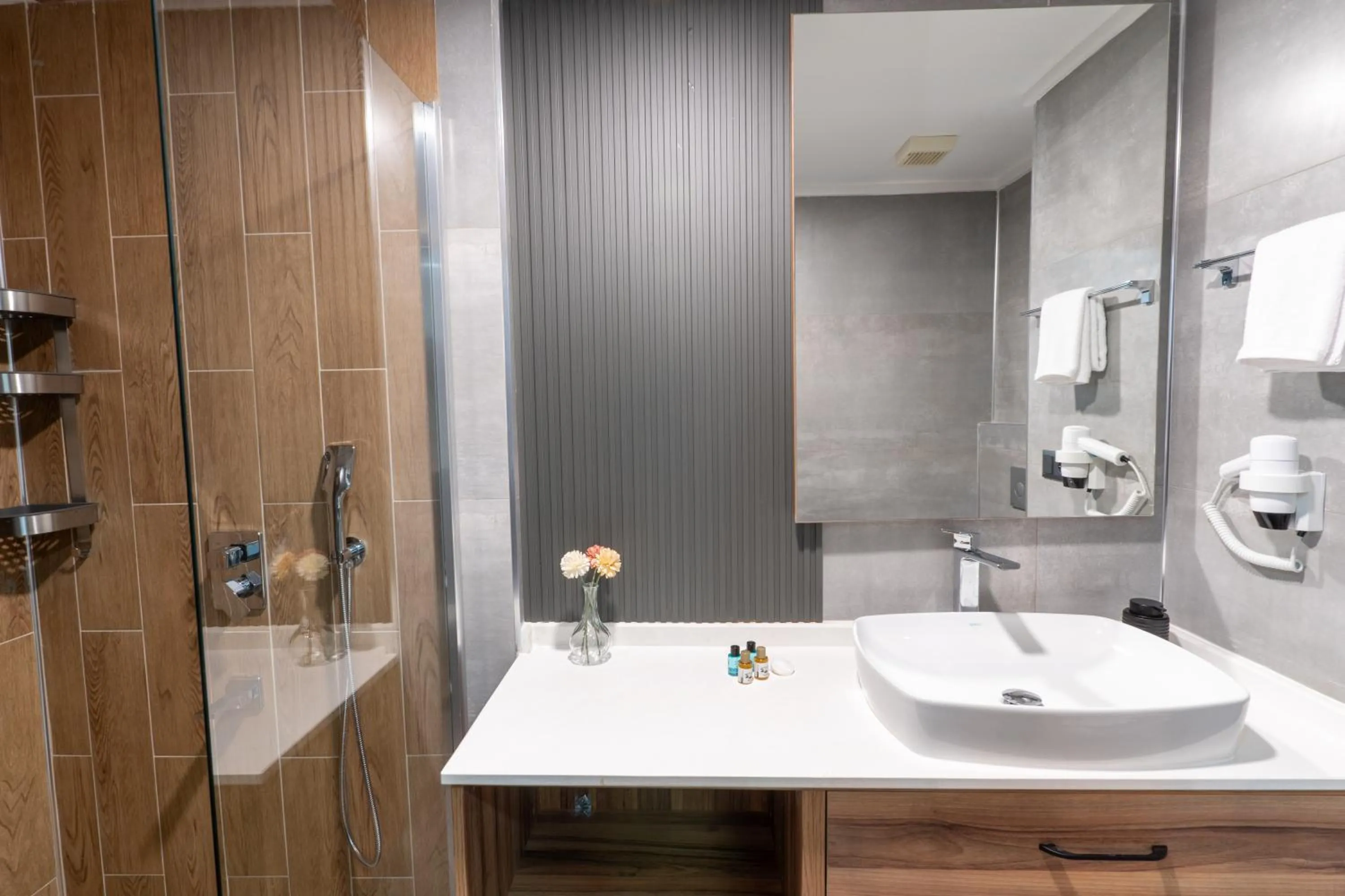 Bathroom in Yusufhan Suites