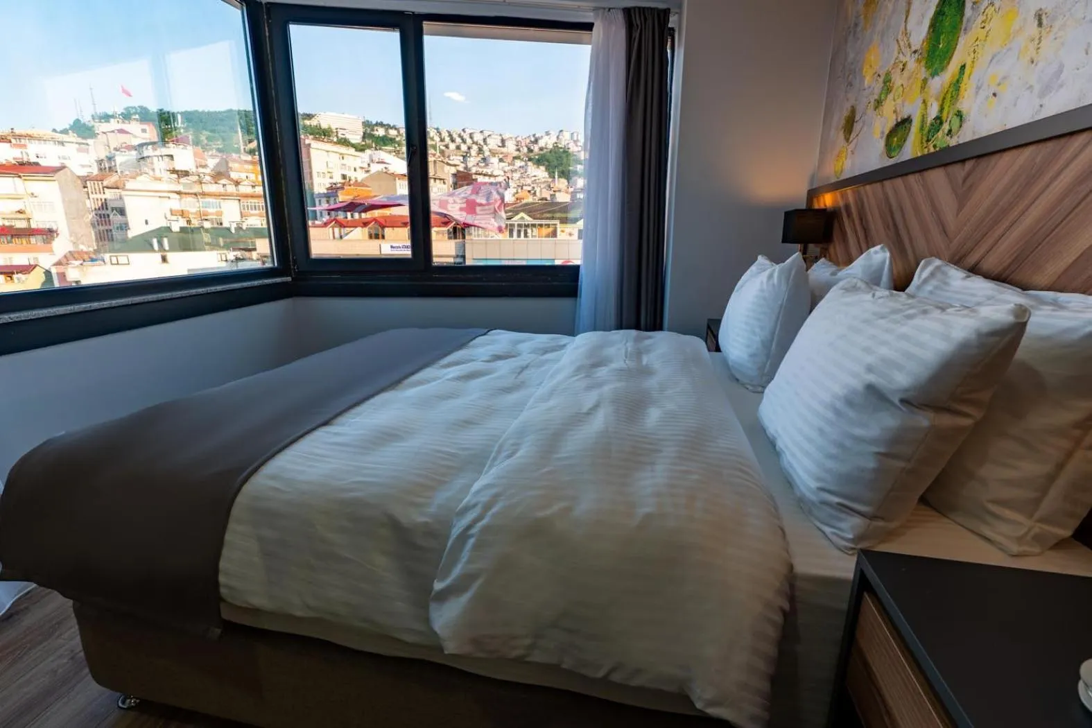 Bed in Yusufhan Suites