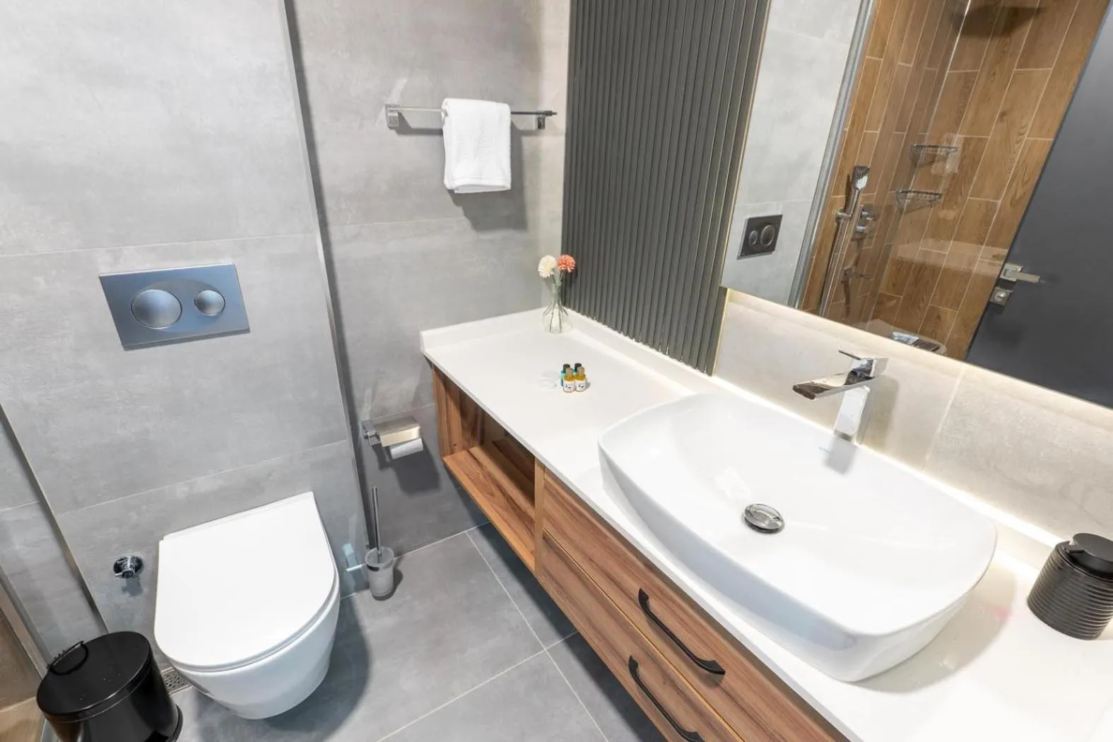 Bathroom in Yusufhan Suites