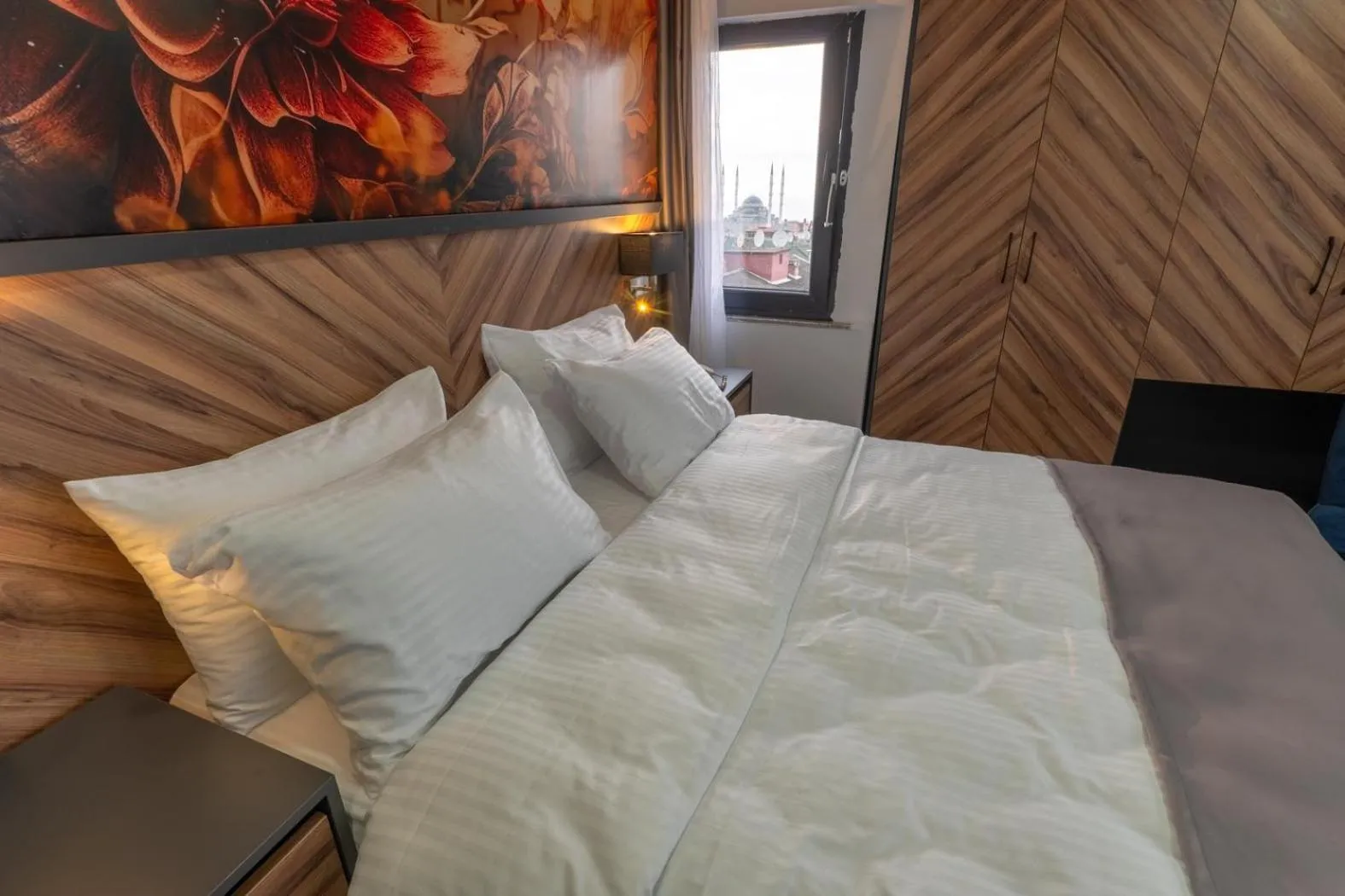 Bedroom, Bed in Yusufhan Suites