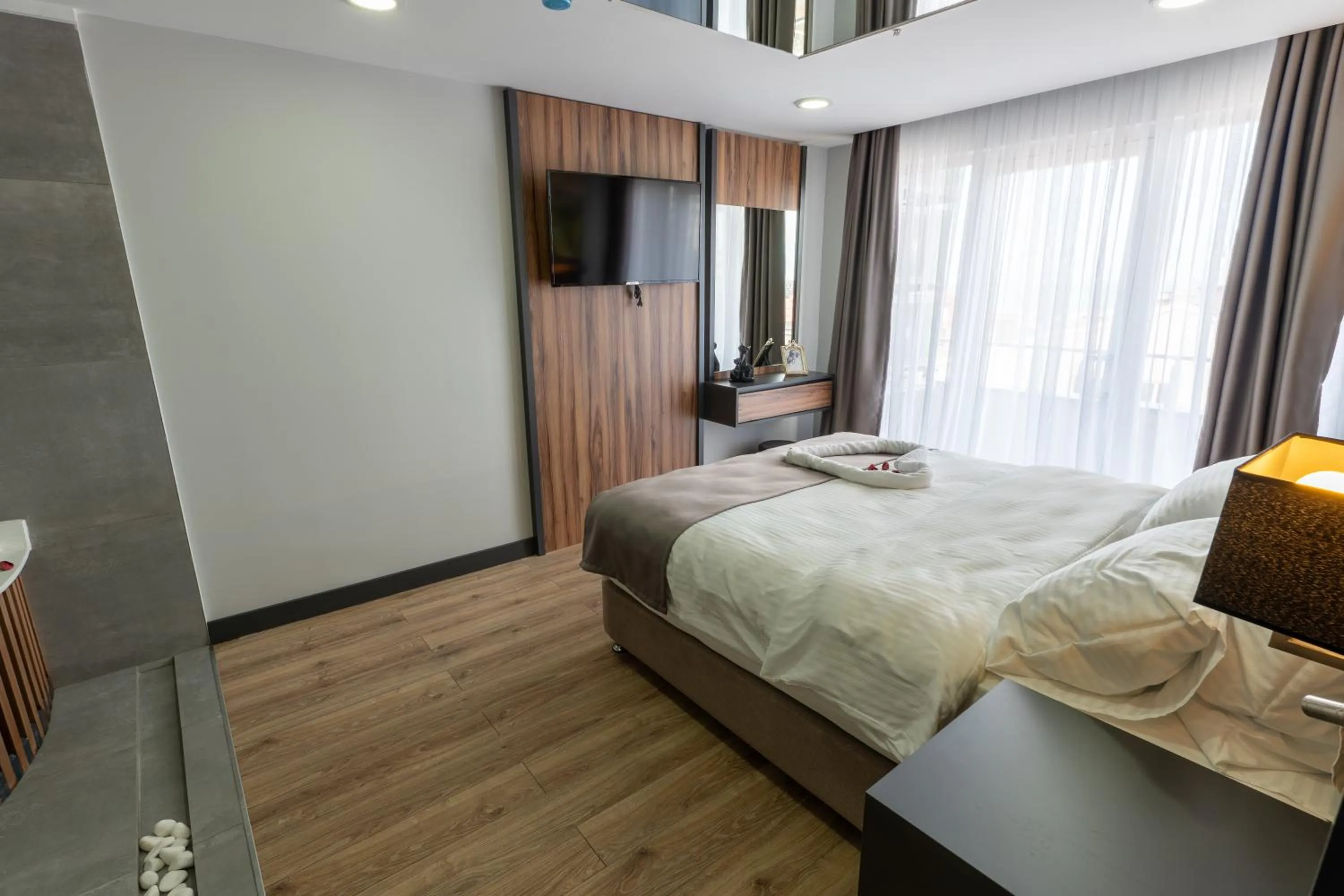 Bed in Yusufhan Suites