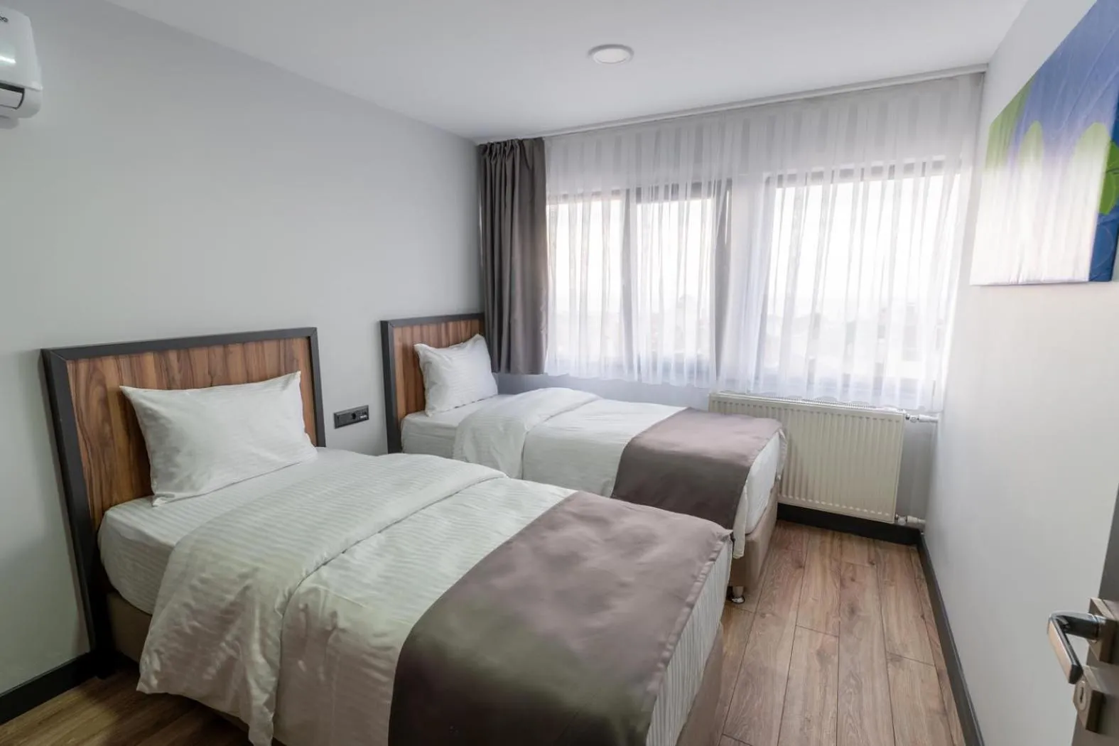 Bed in Yusufhan Suites