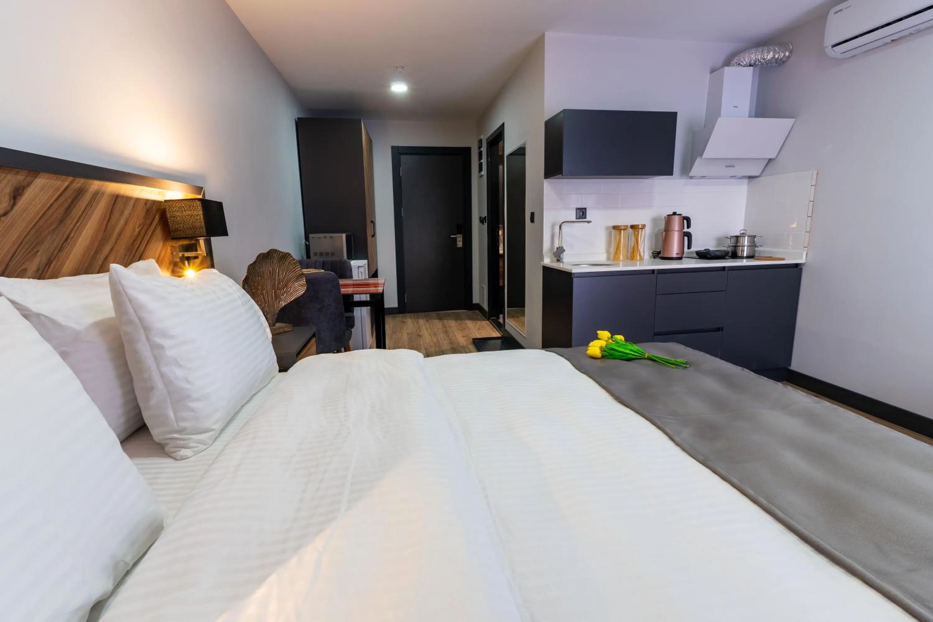 Bed in Yusufhan Suites