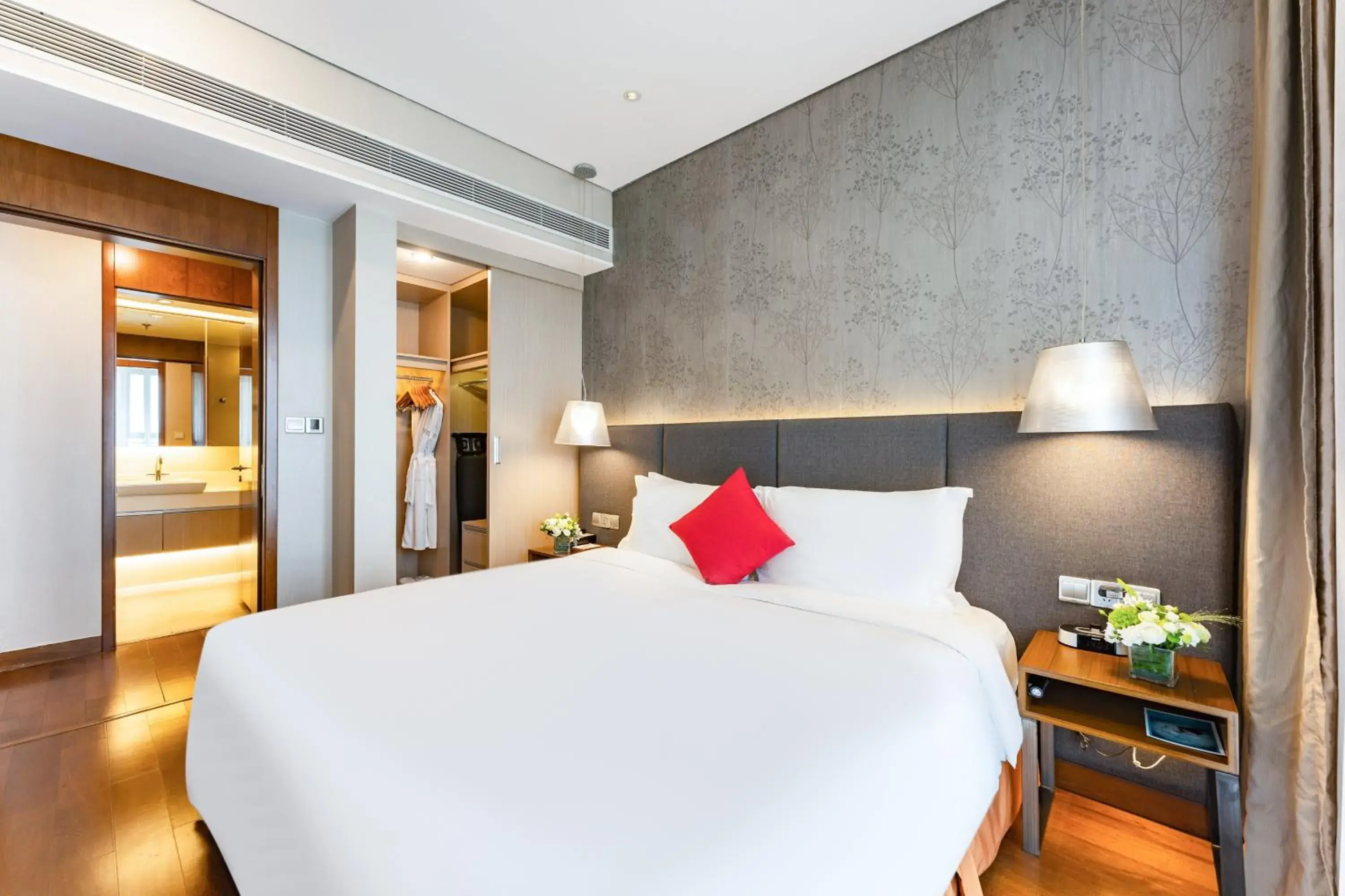 Bedroom, Bed in Modena by Fraser Zhuankou Wuhan Bedroom, Bed in Modena by Fraser Zhuankou Wuhan