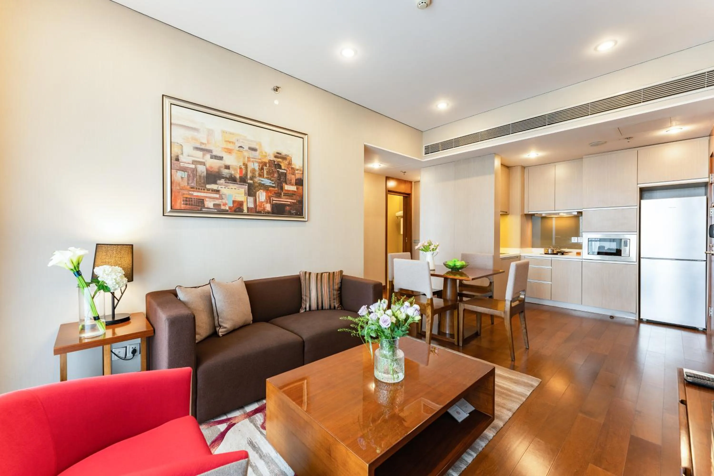 Living room in Modena by Fraser Zhuankou Wuhan