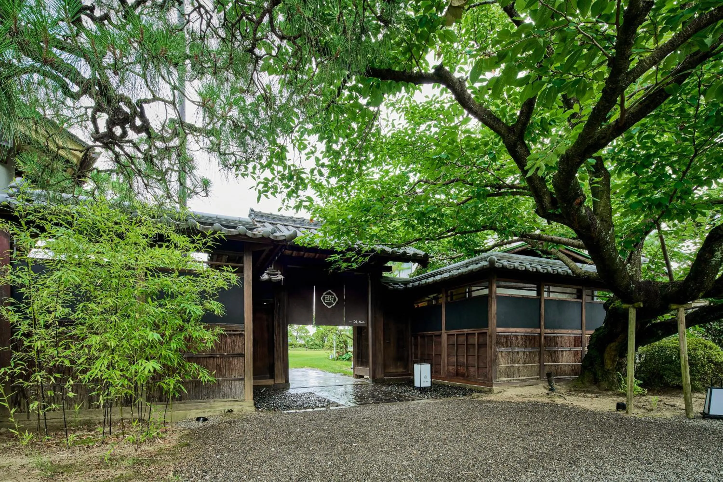 Facade/entrance in Ryokan Onomichi Nishiyama