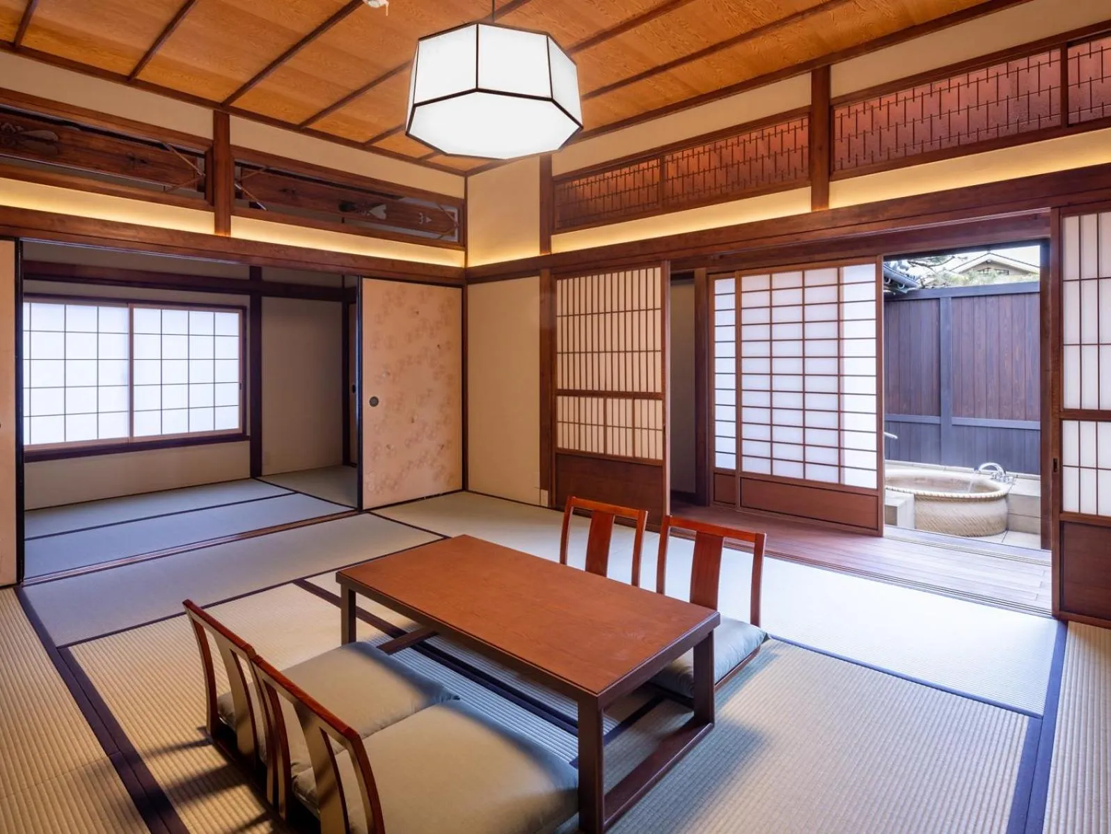 Photo of the whole room in Ryokan Onomichi Nishiyama