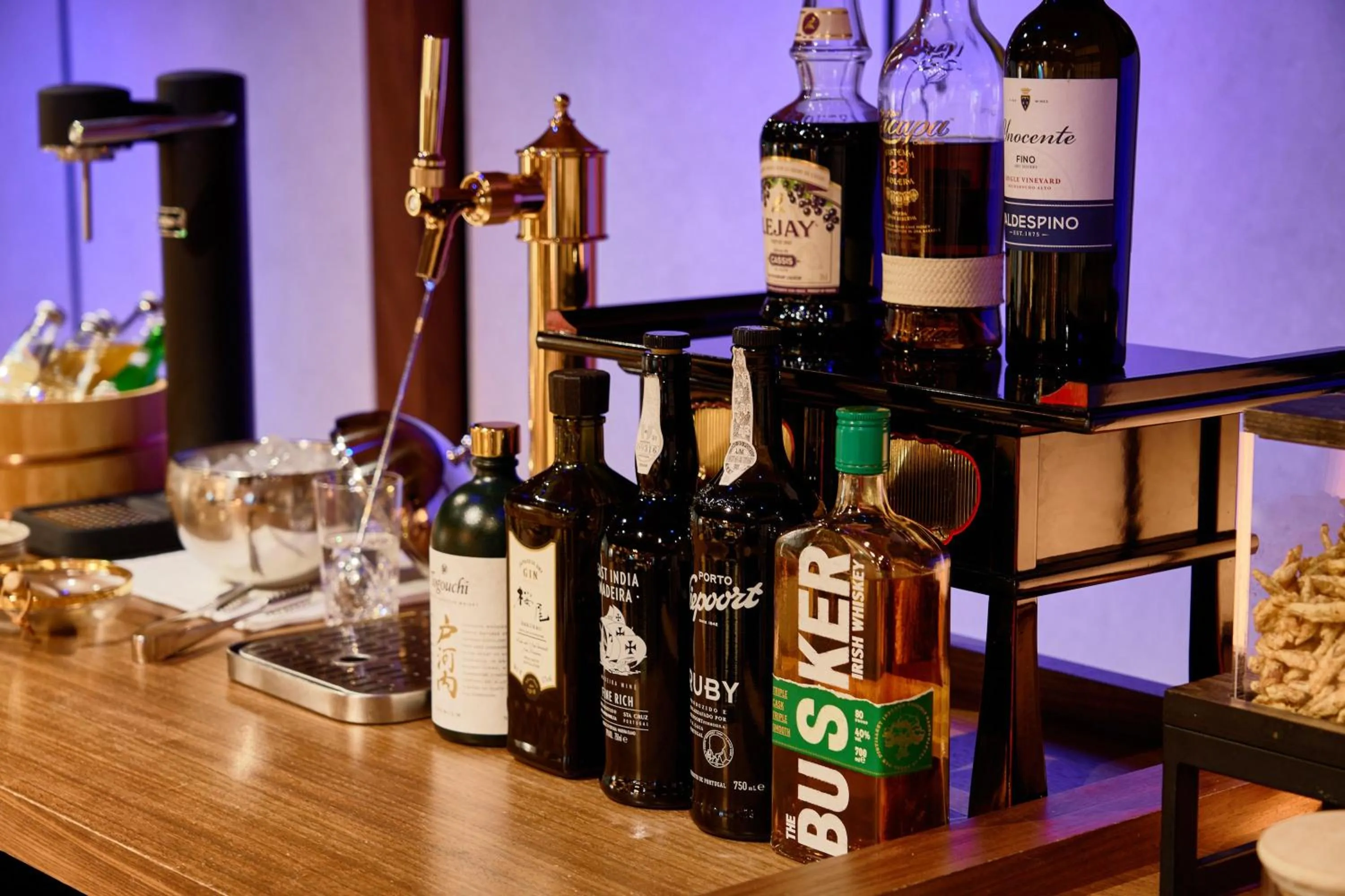 Lounge or bar in Ryokan Onomichi Nishiyama