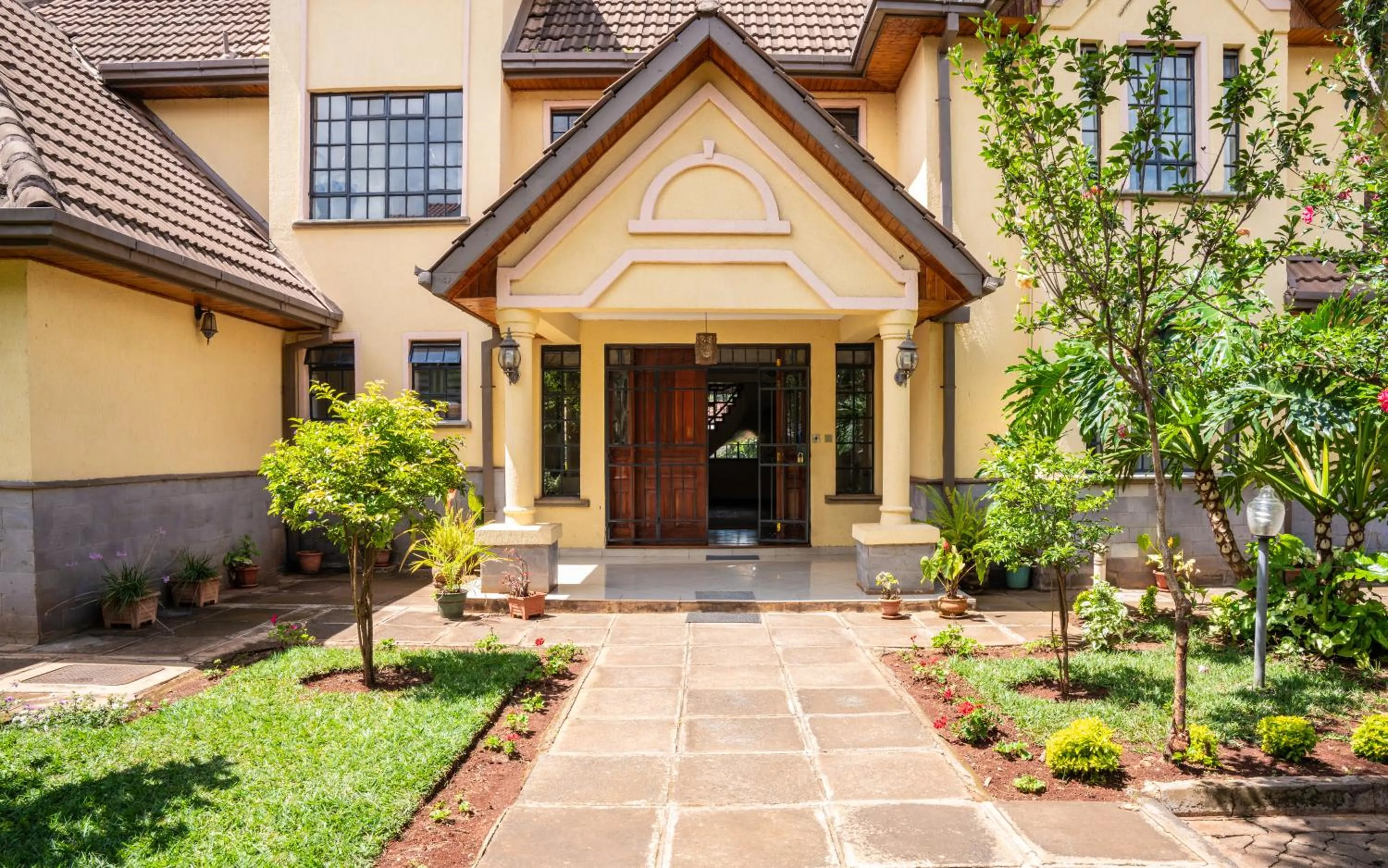 Facade/entrance in dreamplace Gigiri