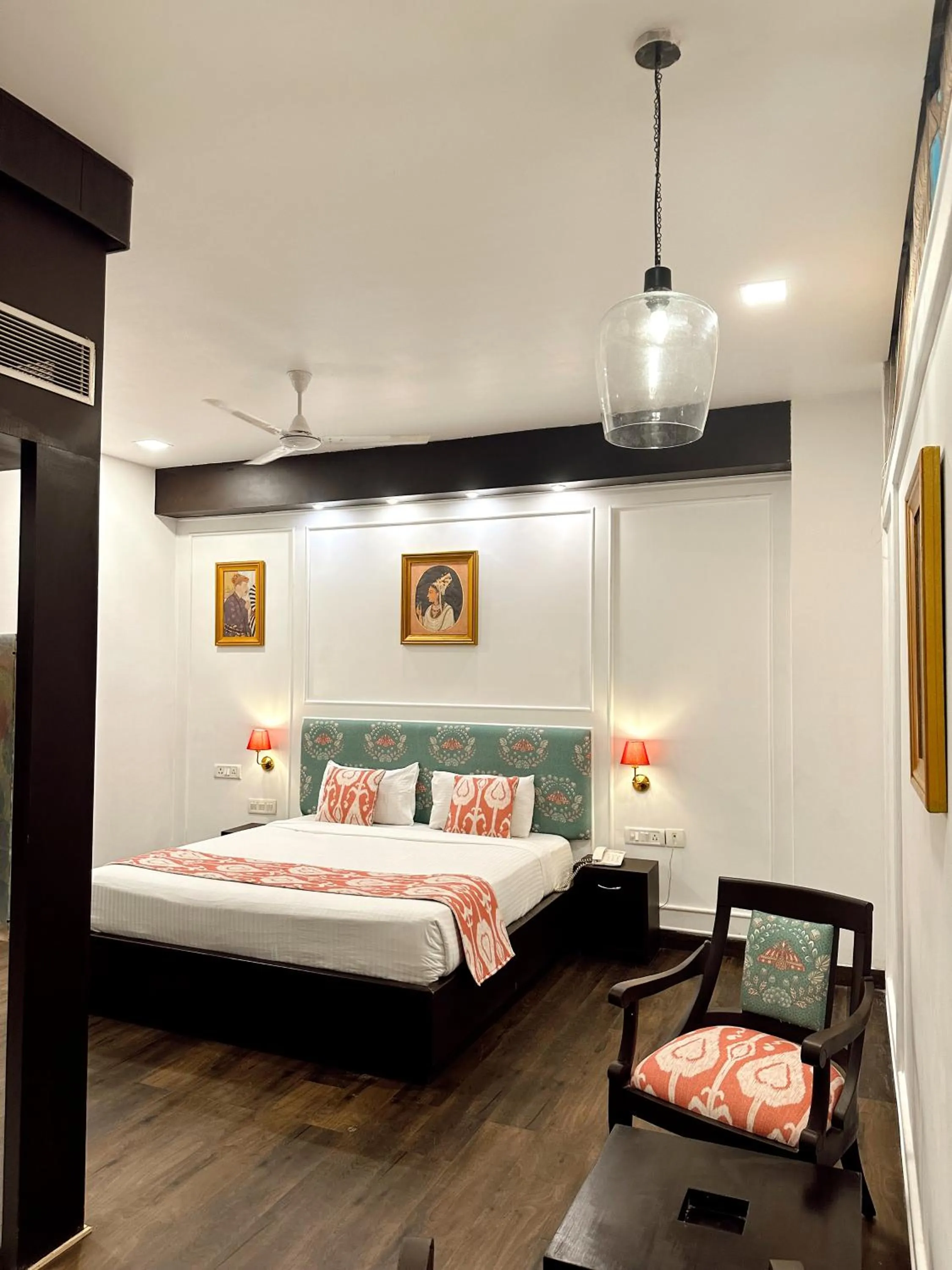 Bedroom, Bed in Hotel Atulyaa Taj