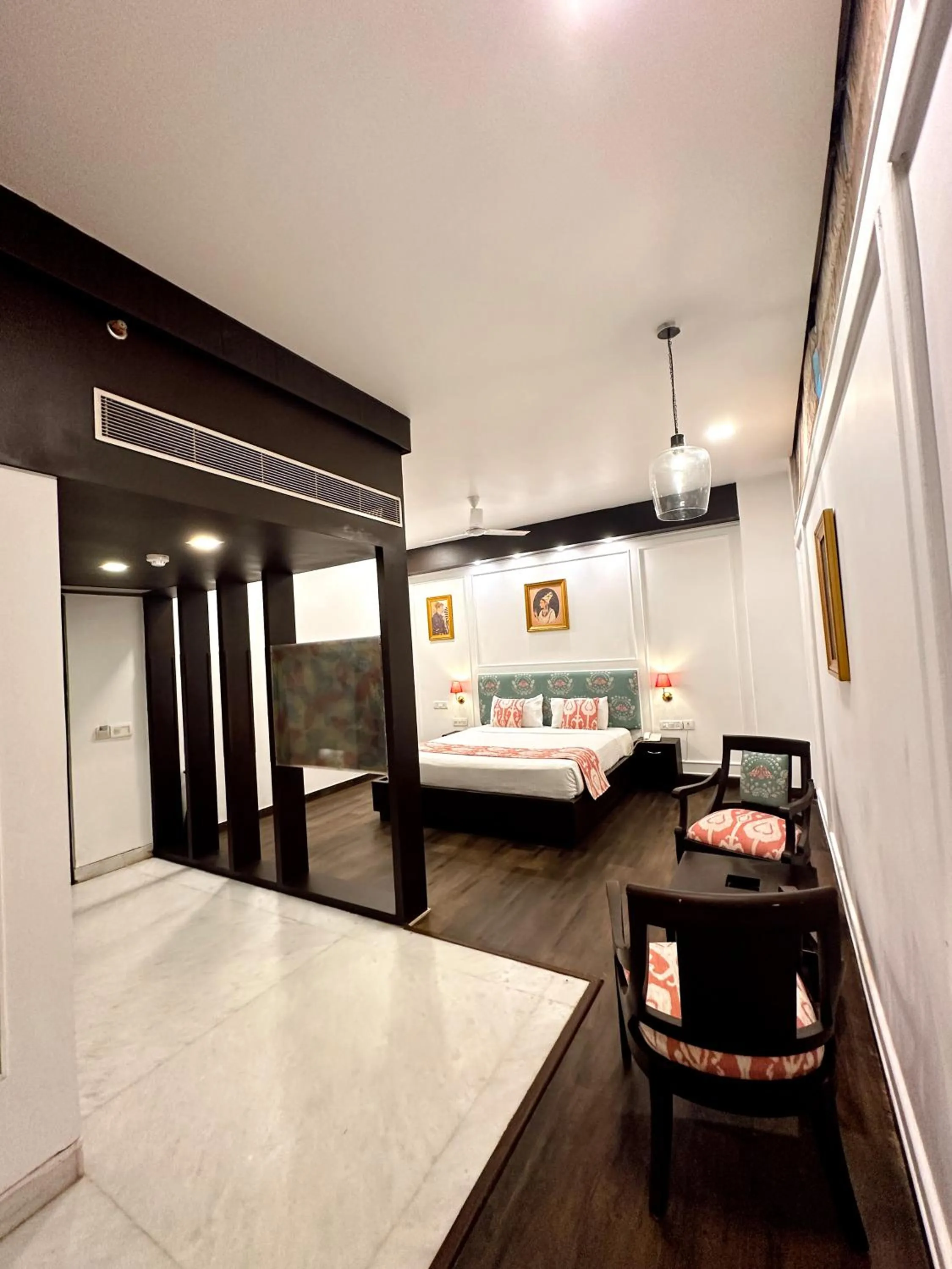 Bedroom, Bed in Hotel Atulyaa Taj