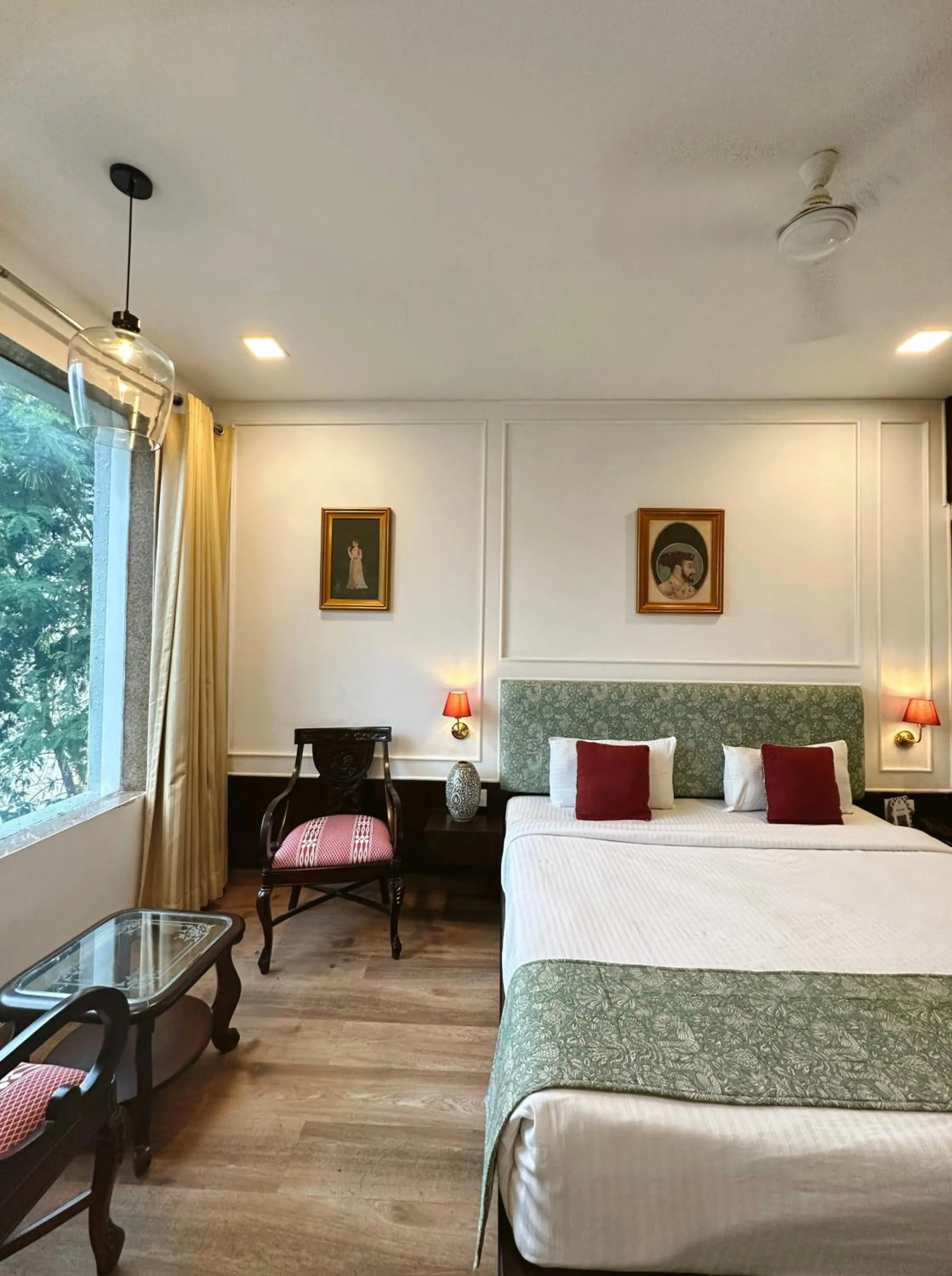 Bedroom, Bed in Hotel Atulyaa Taj