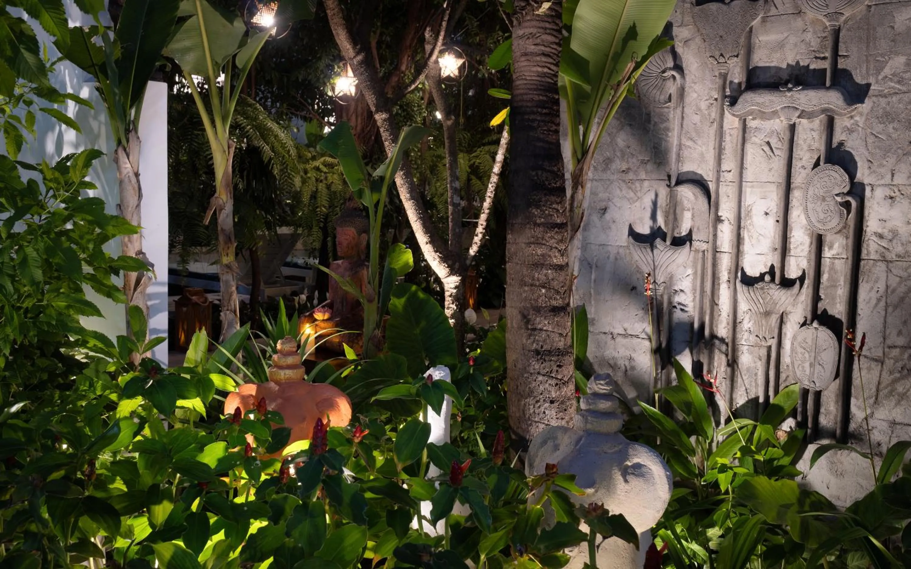 Garden in The Community - Siem Reap