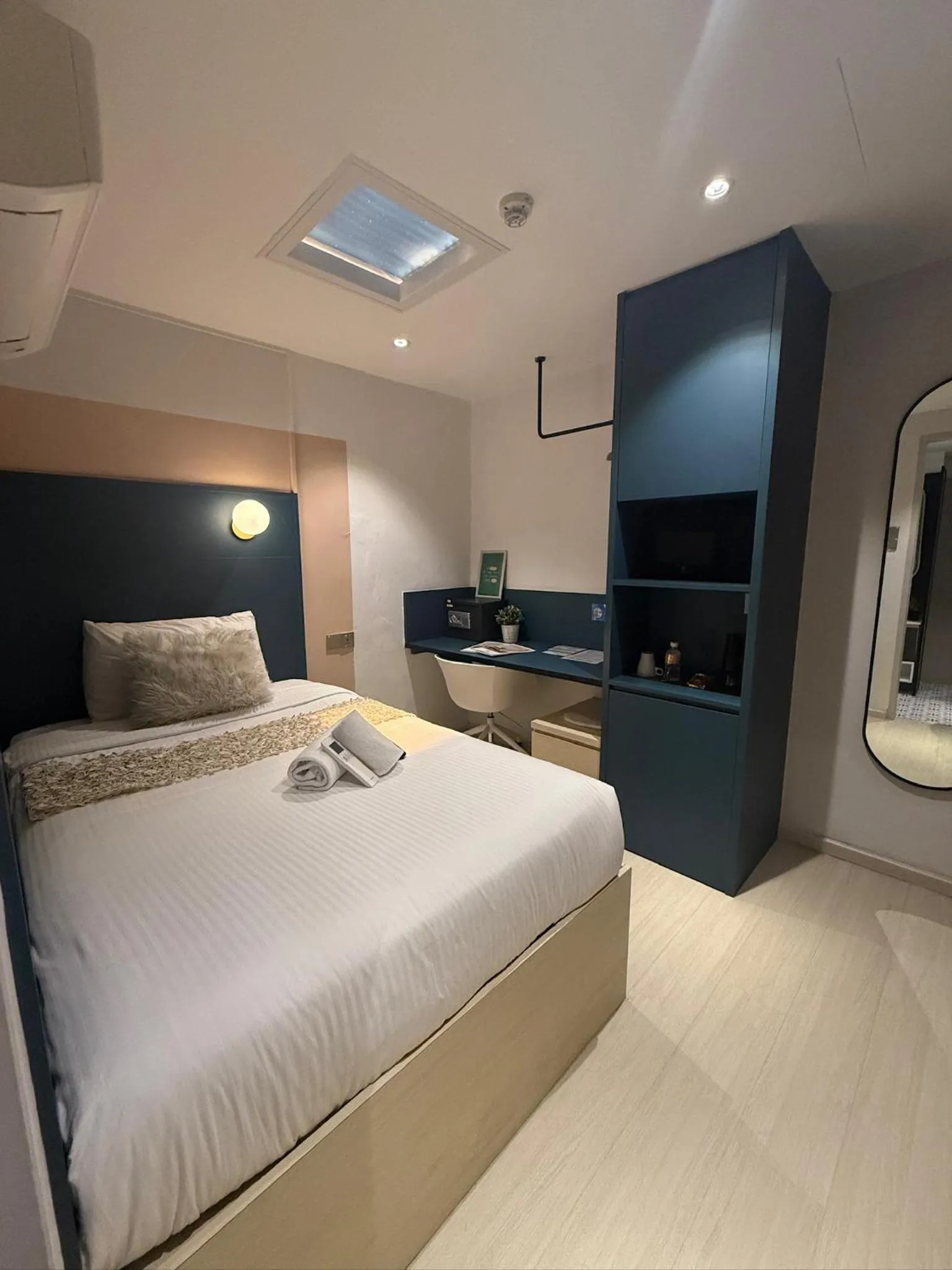 Bed in ISA Hotel Amber Road