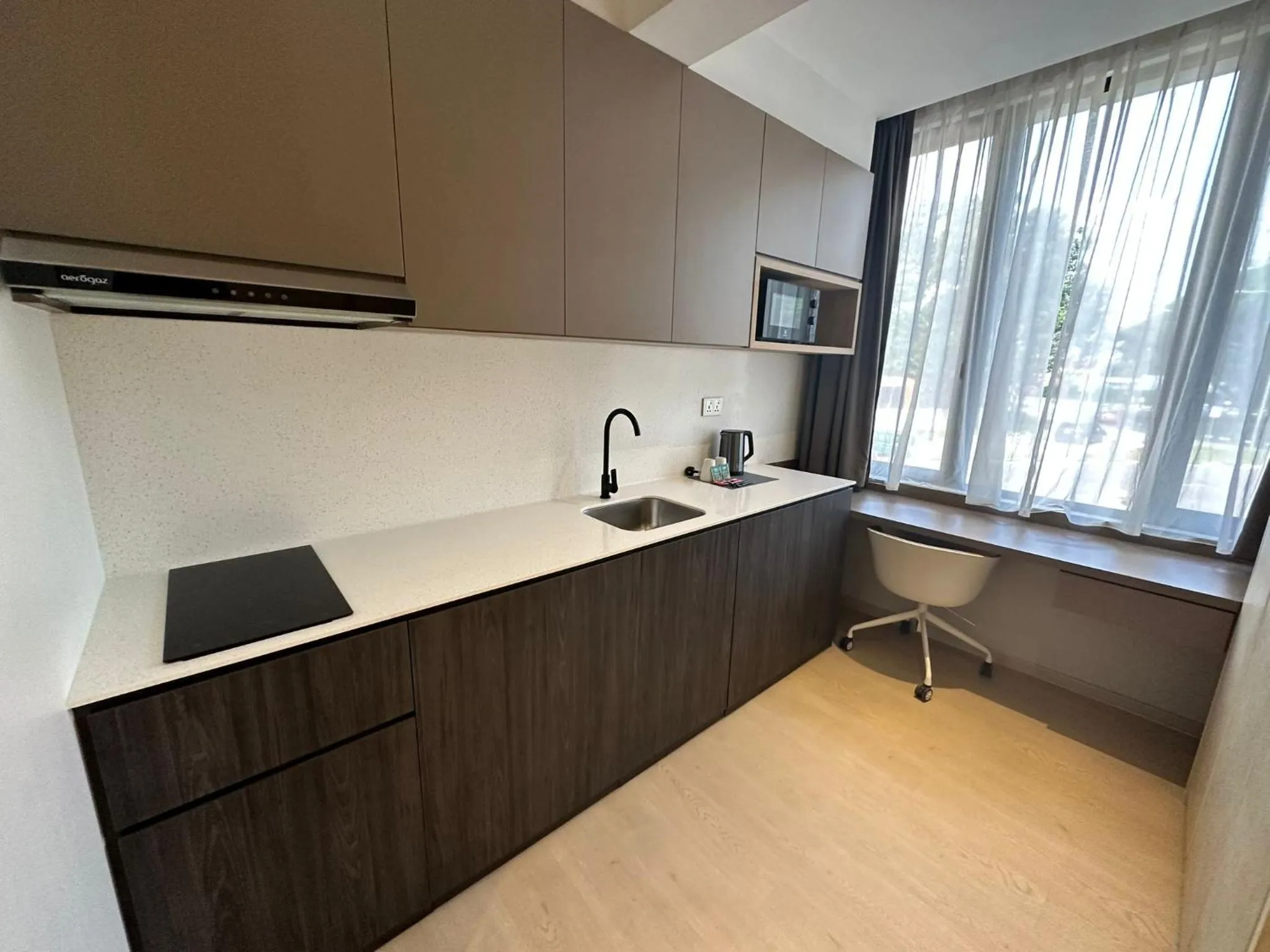 Kitchen or kitchenette in ISA Hotel Amber Road