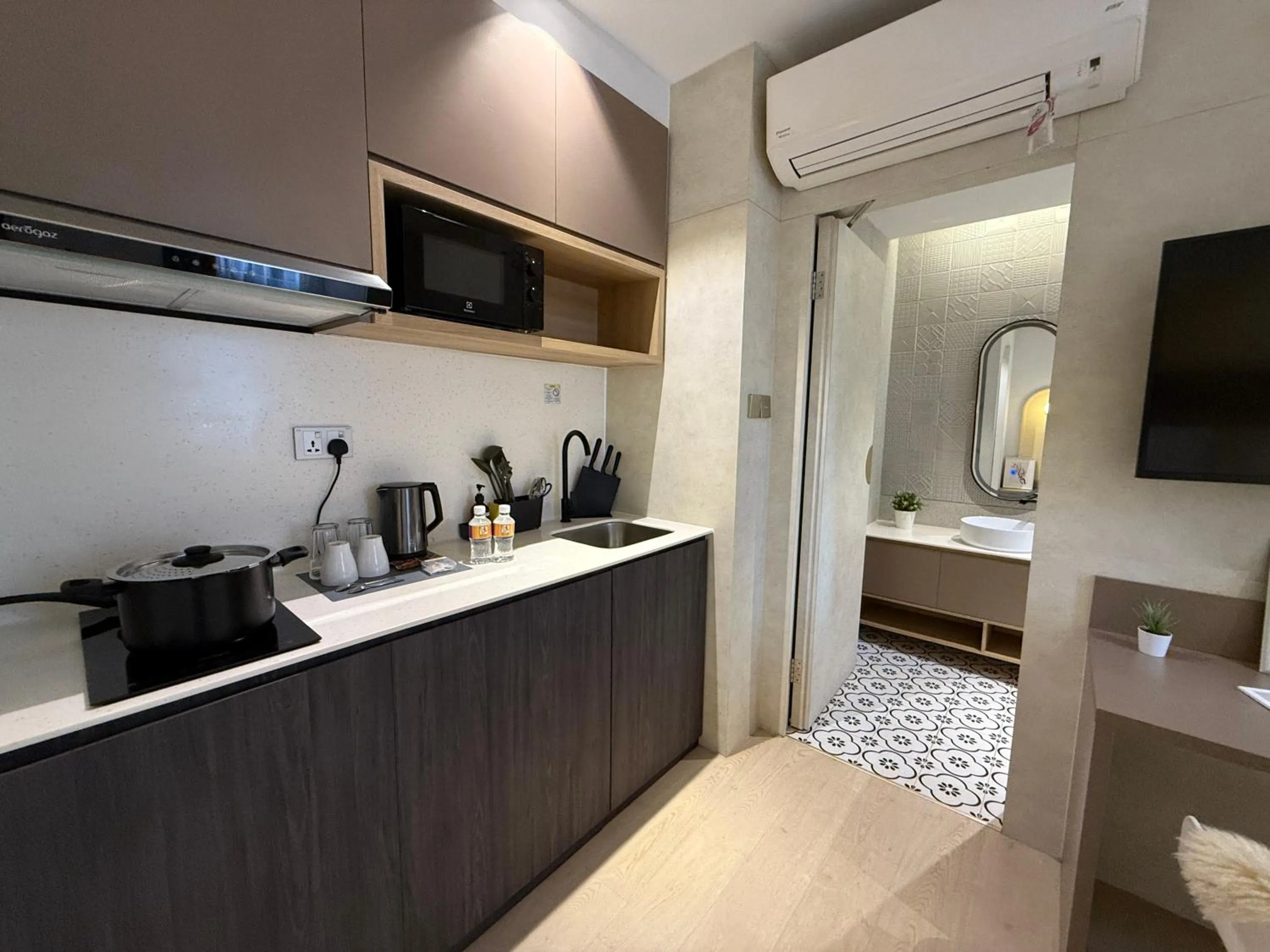 Coffee/tea facilities in ISA Hotel Amber Road