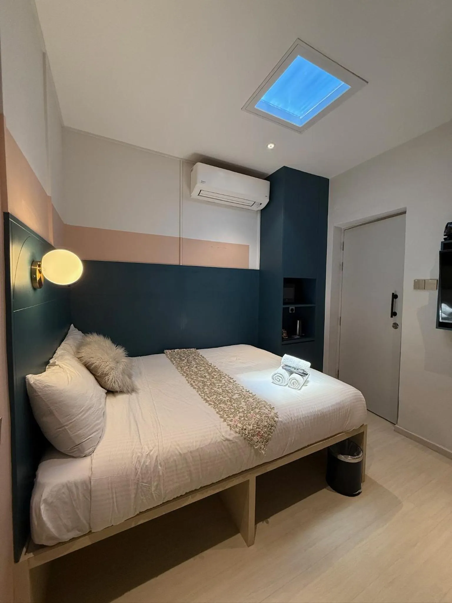 Bed in ISA Hotel Amber Road