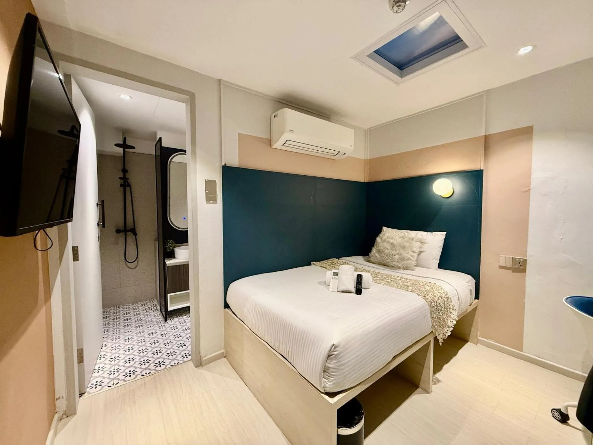 Bed in ISA Hotel Amber Road