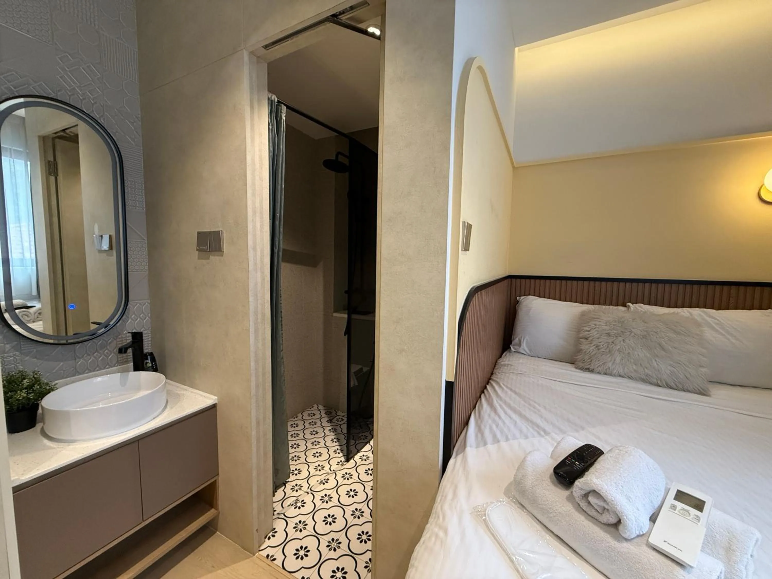 Bed in ISA Hotel Amber Road