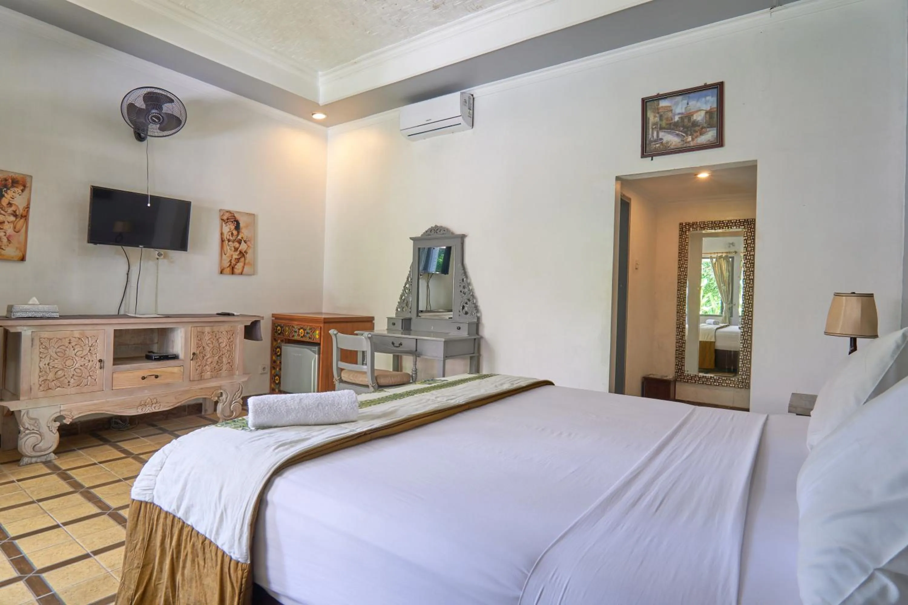 Bed in Attara Heritage Senggigi