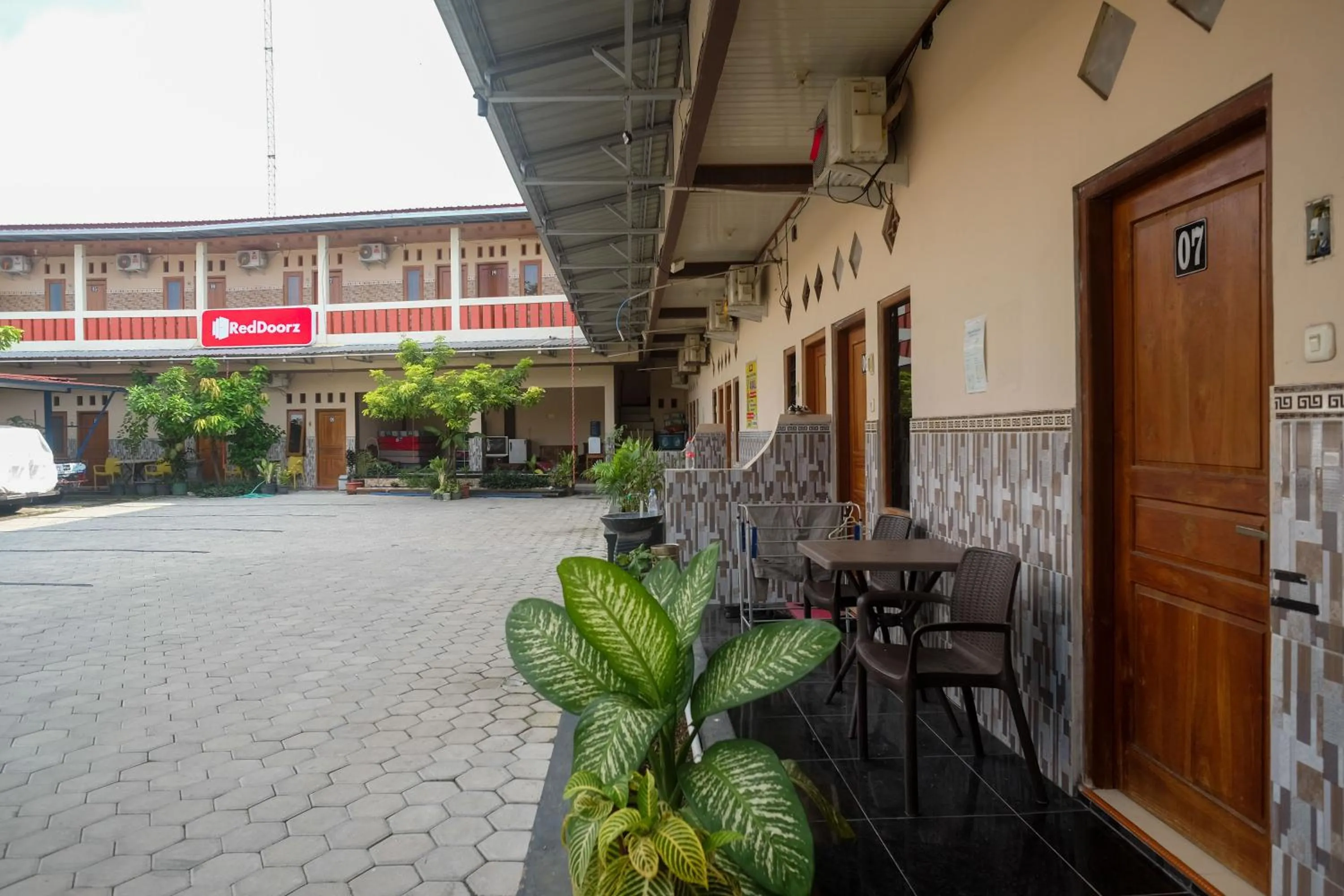 Property building in RedDoorz Syariah near Exit Toll Palur