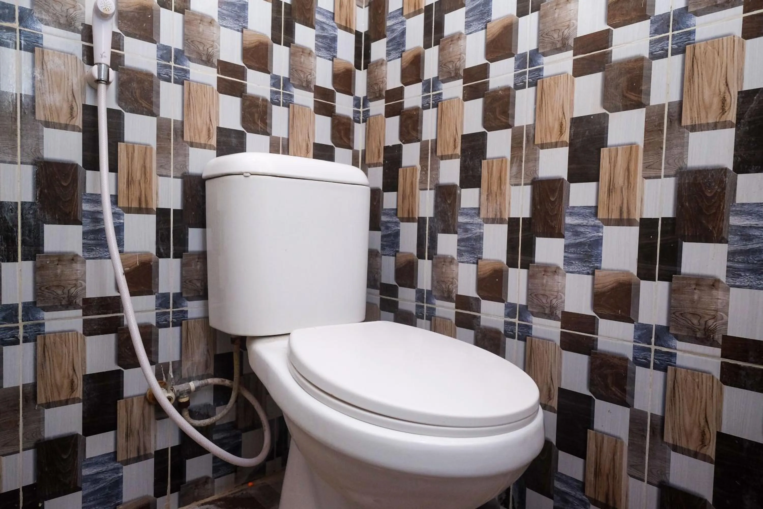 Bathroom in RedDoorz Syariah near Exit Toll Palur