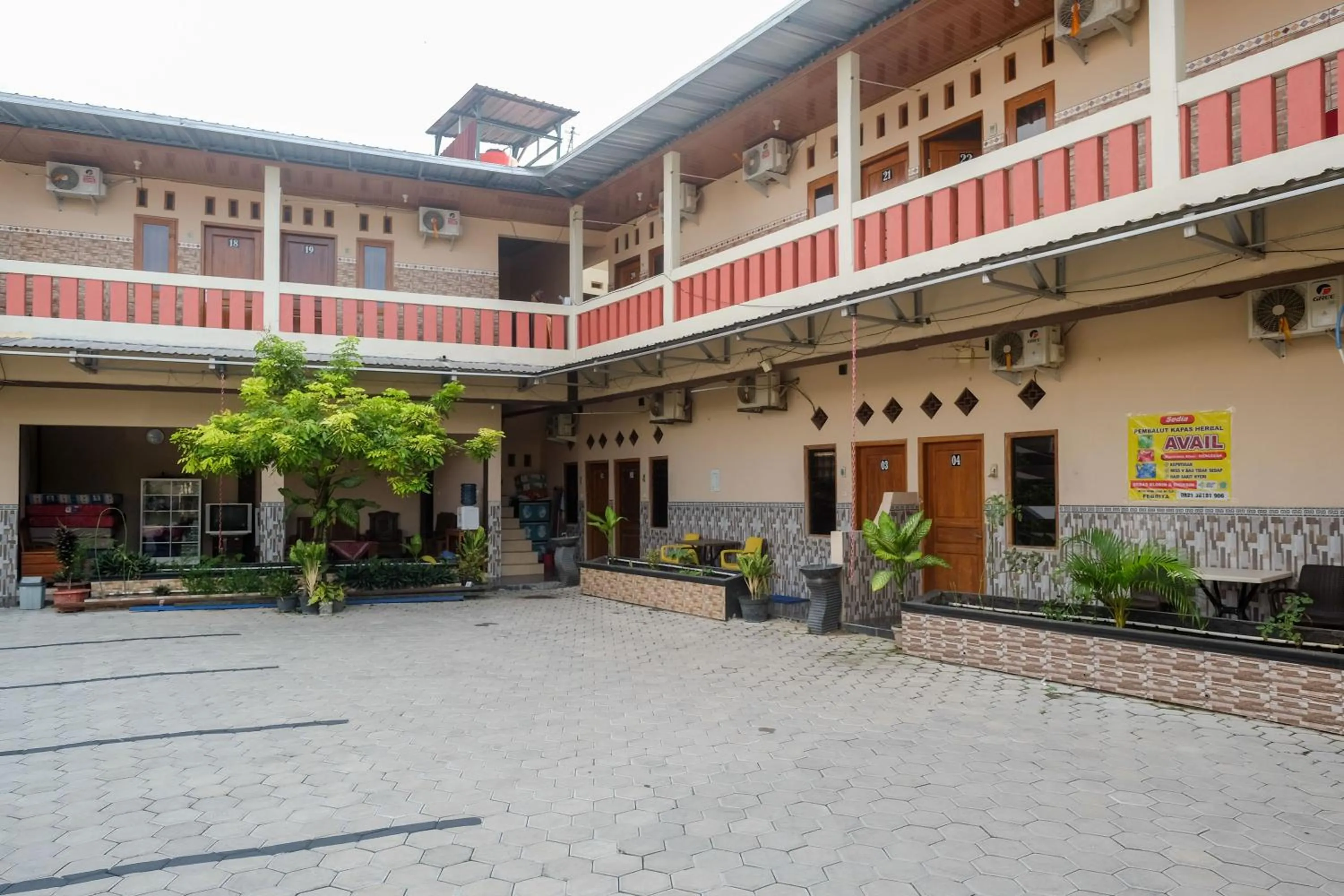 Property building in RedDoorz Syariah near Exit Toll Palur