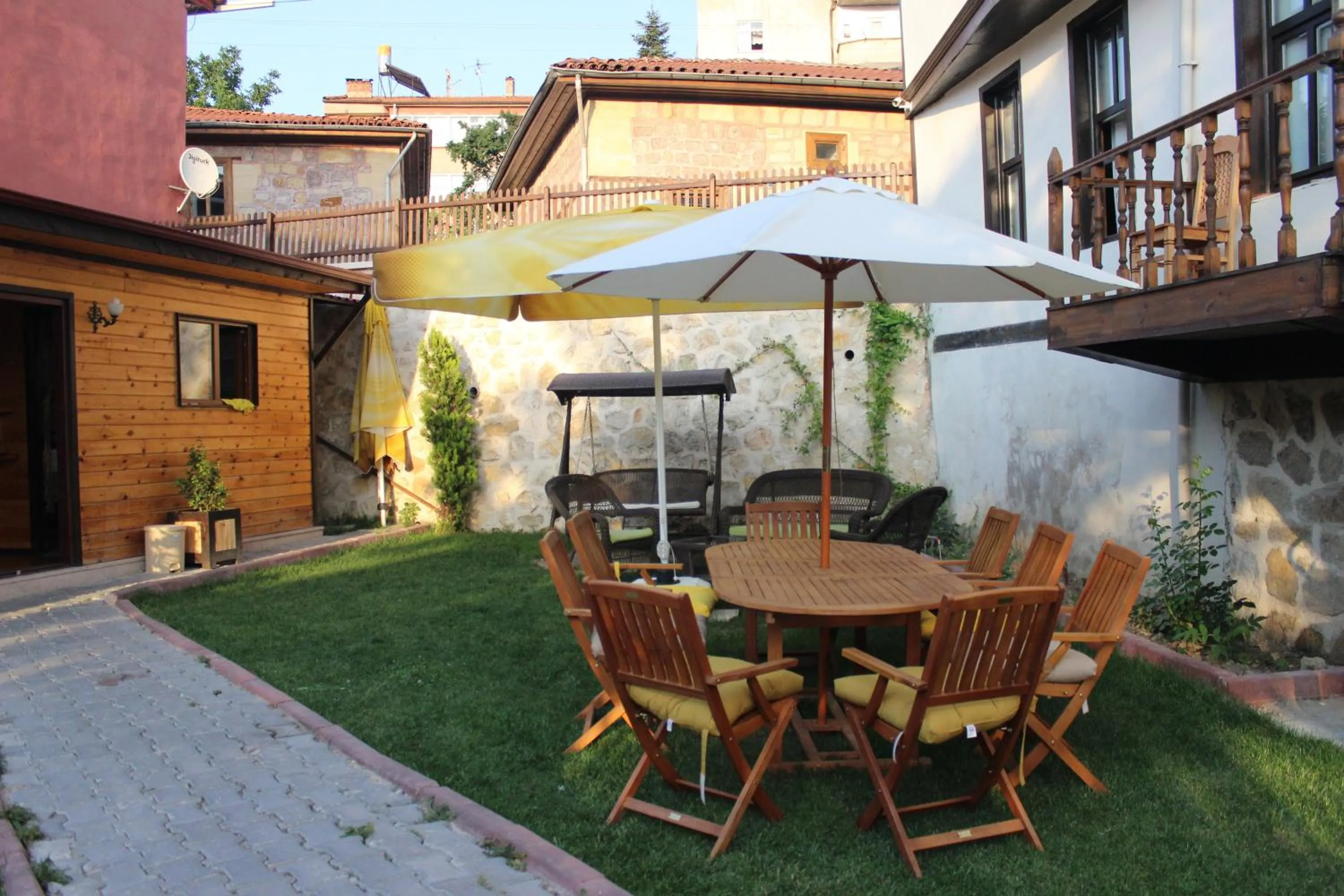 Garden view in Kadıoğlu Konağı