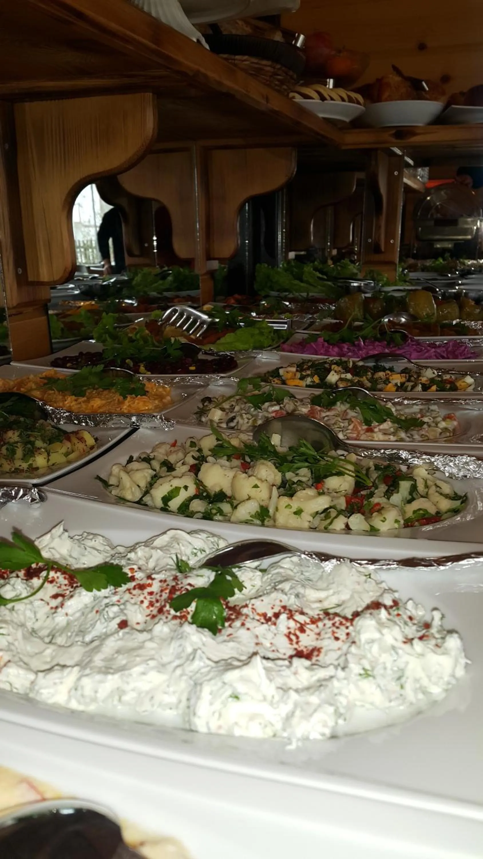 Buffet breakfast in Kadıoğlu Konağı