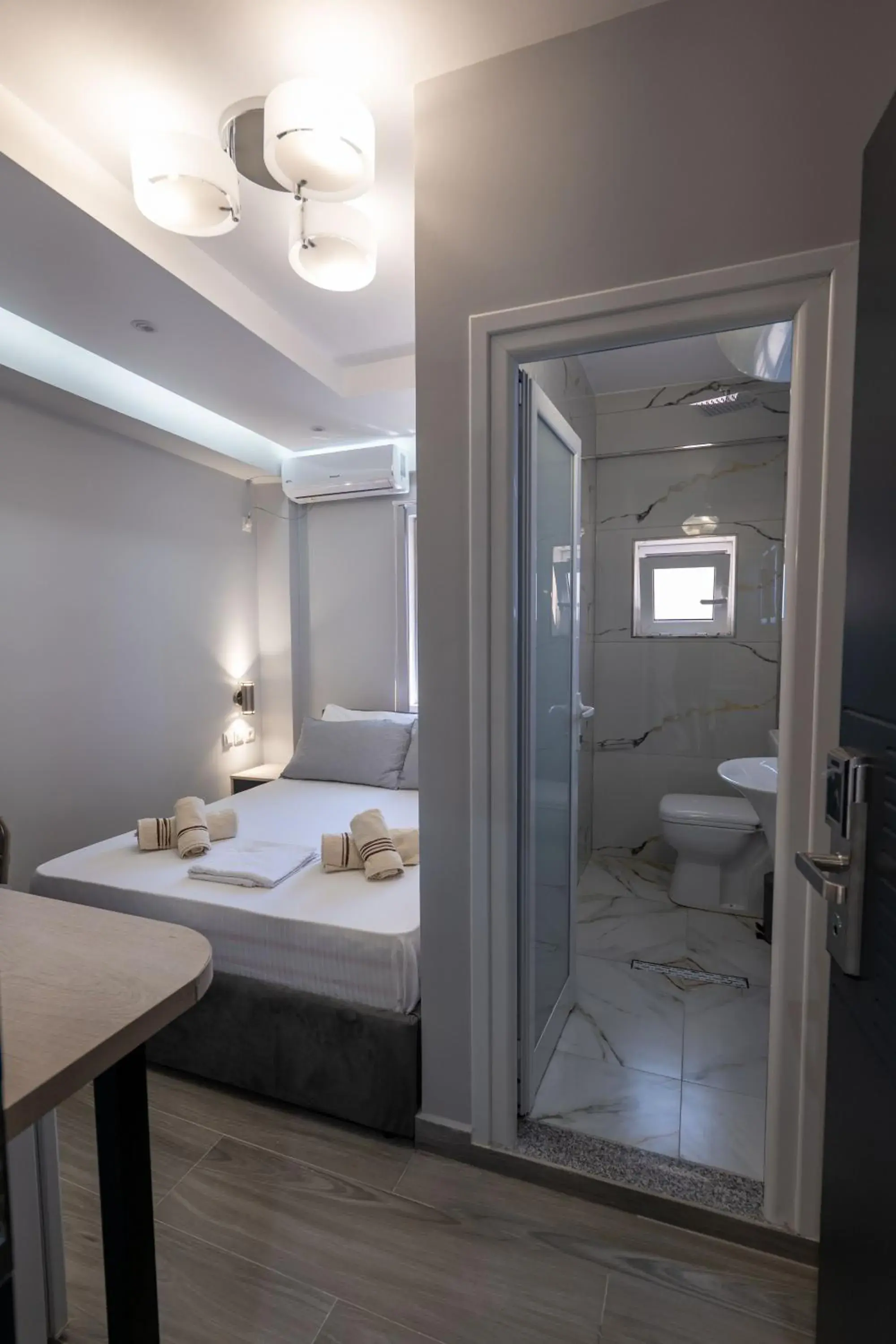 Double Room with Sea View in Hotel Porti Double Room with Sea View in Hotel Porti