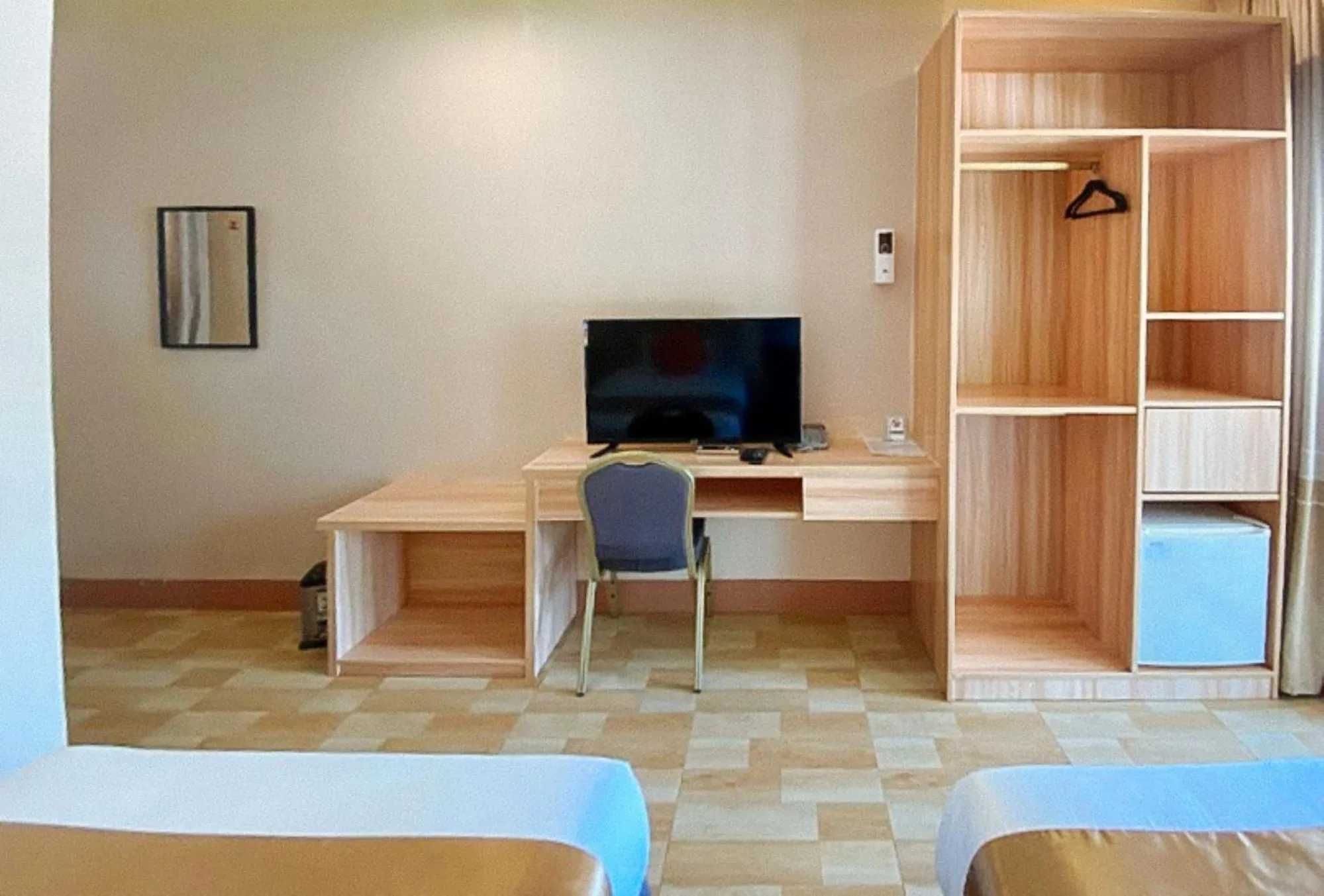 Bed in RedDoorz Premium at Ocean Heaven Resort Cebu