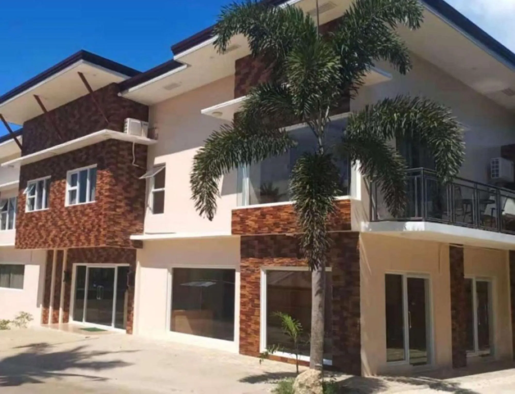 Property building in RedDoorz Premium at Ocean Heaven Resort Cebu