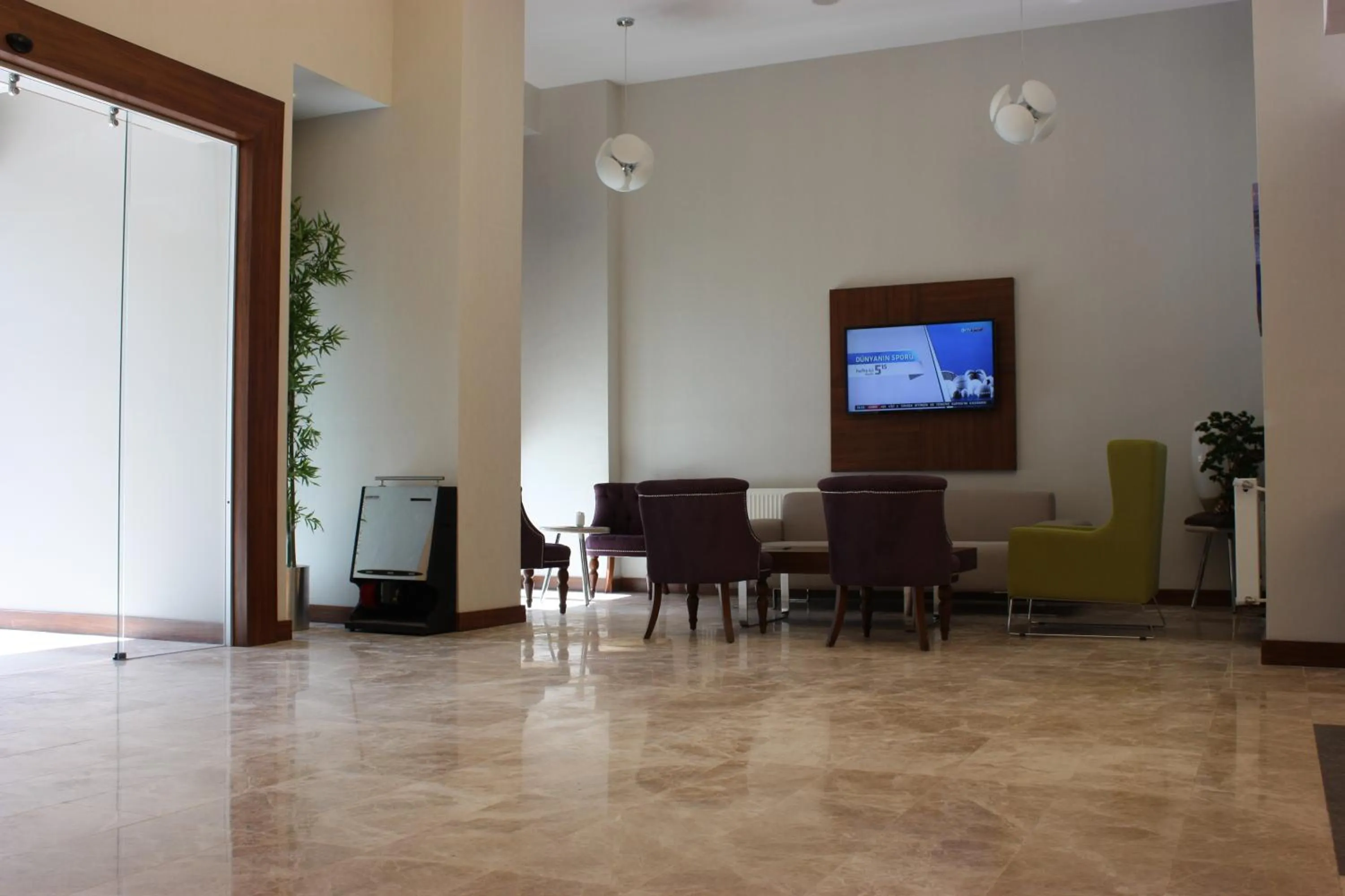 Lobby or reception in Norton Hotel