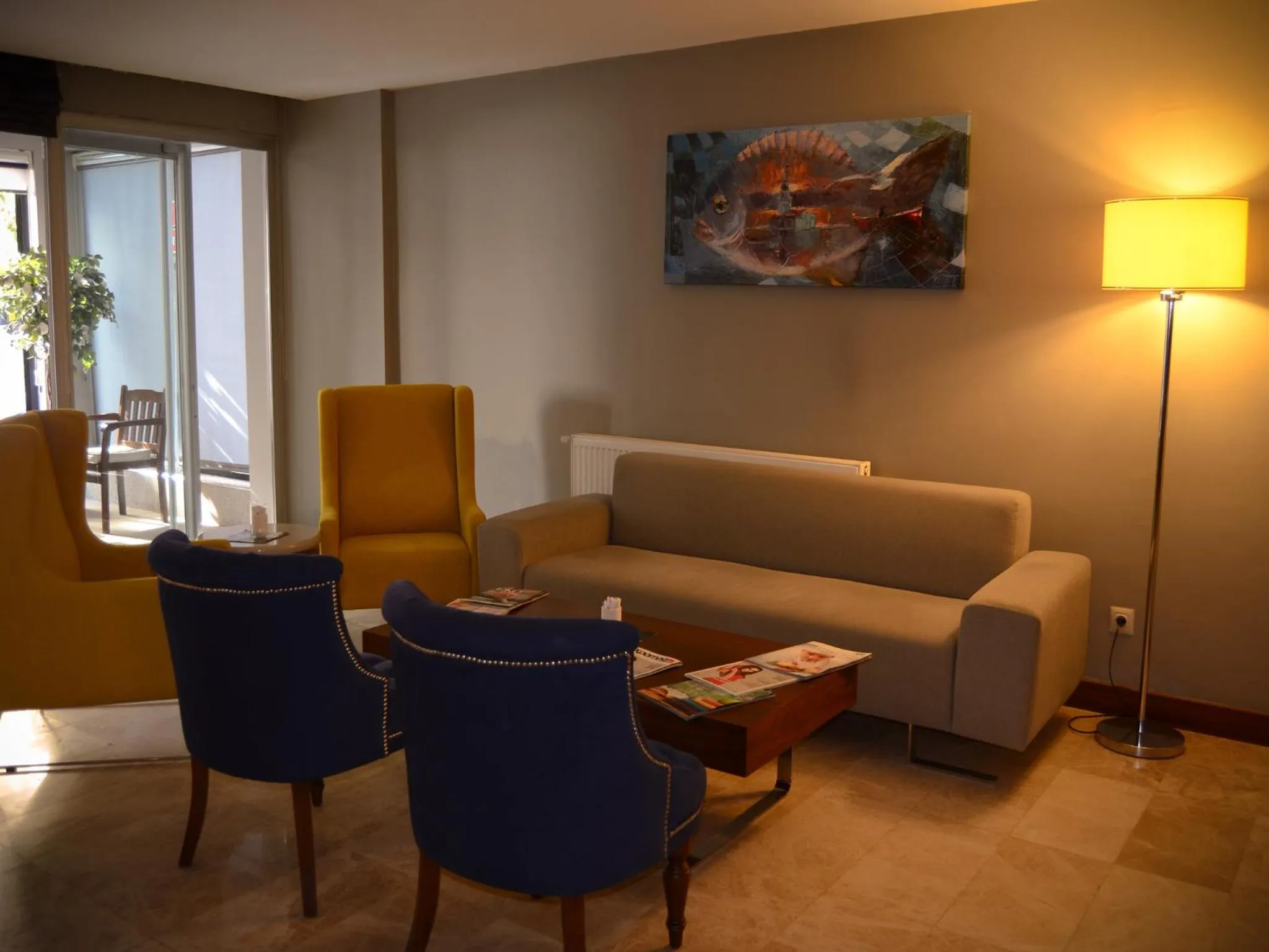 Lounge or bar in Norton Hotel