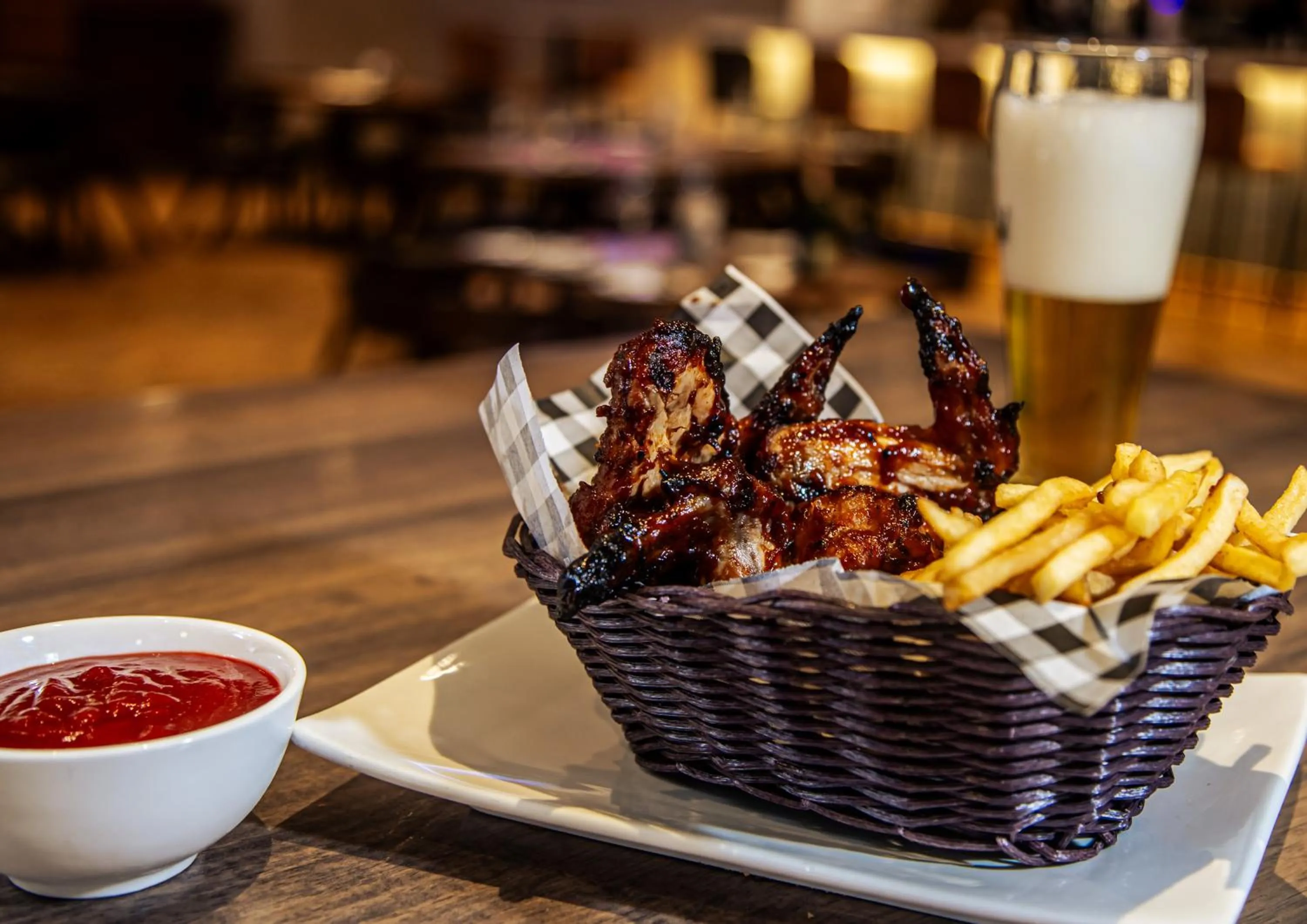 Restaurant/places to eat in Hemingways Hotel