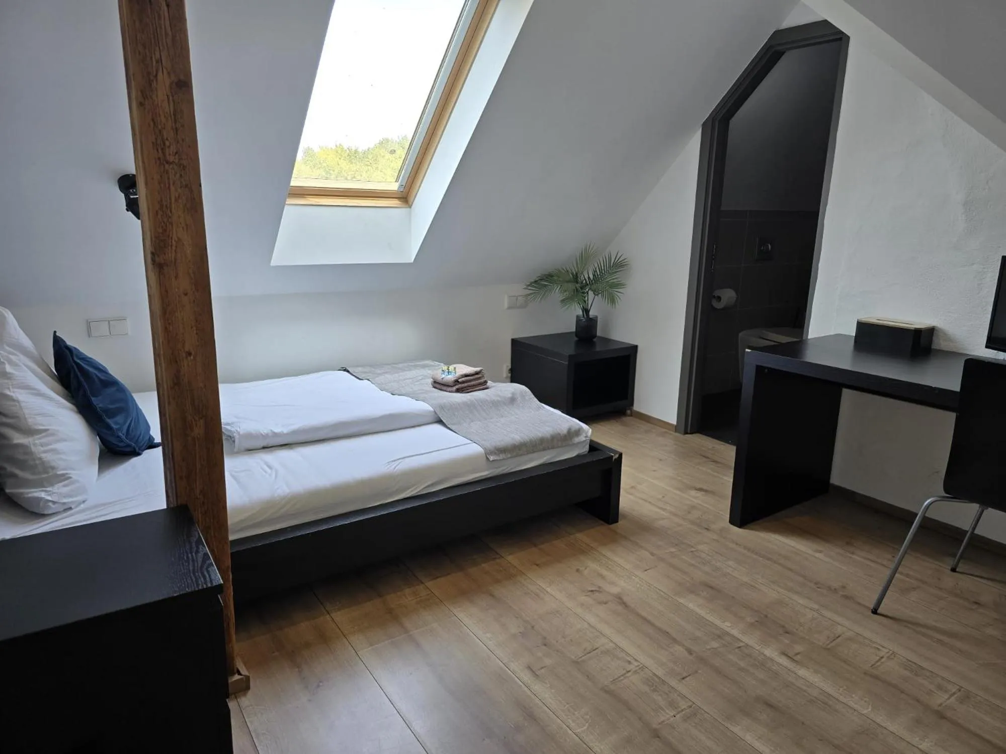 Bed in Rheinländer Seehotel