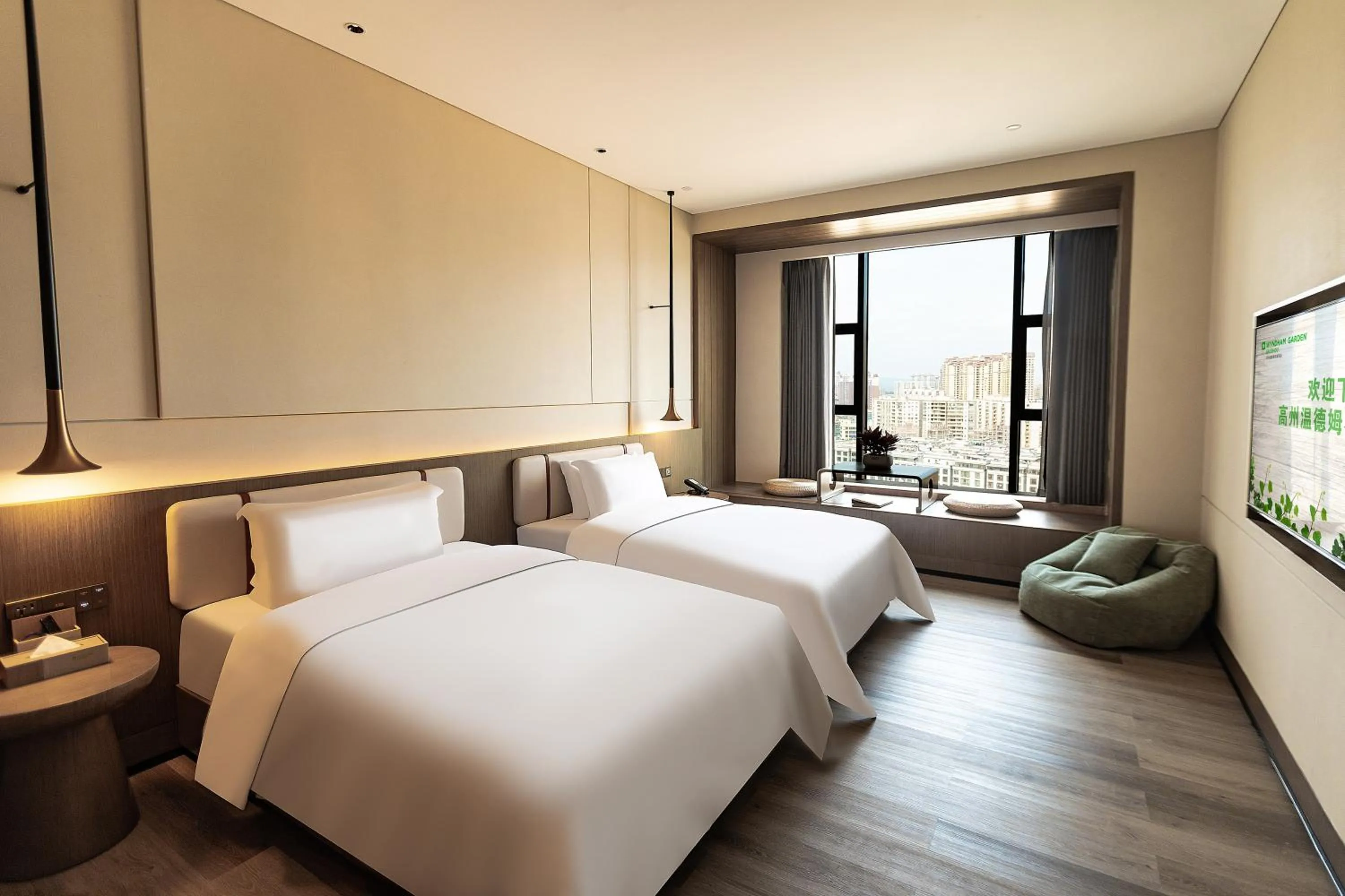 Bed in Wyndham Garden Gaozhou