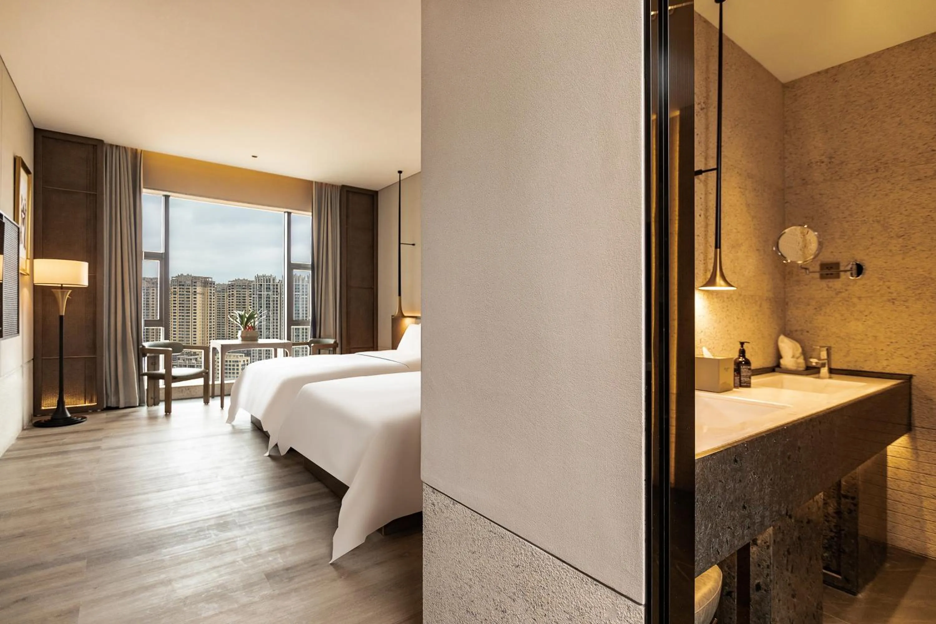 Bed in Wyndham Garden Gaozhou