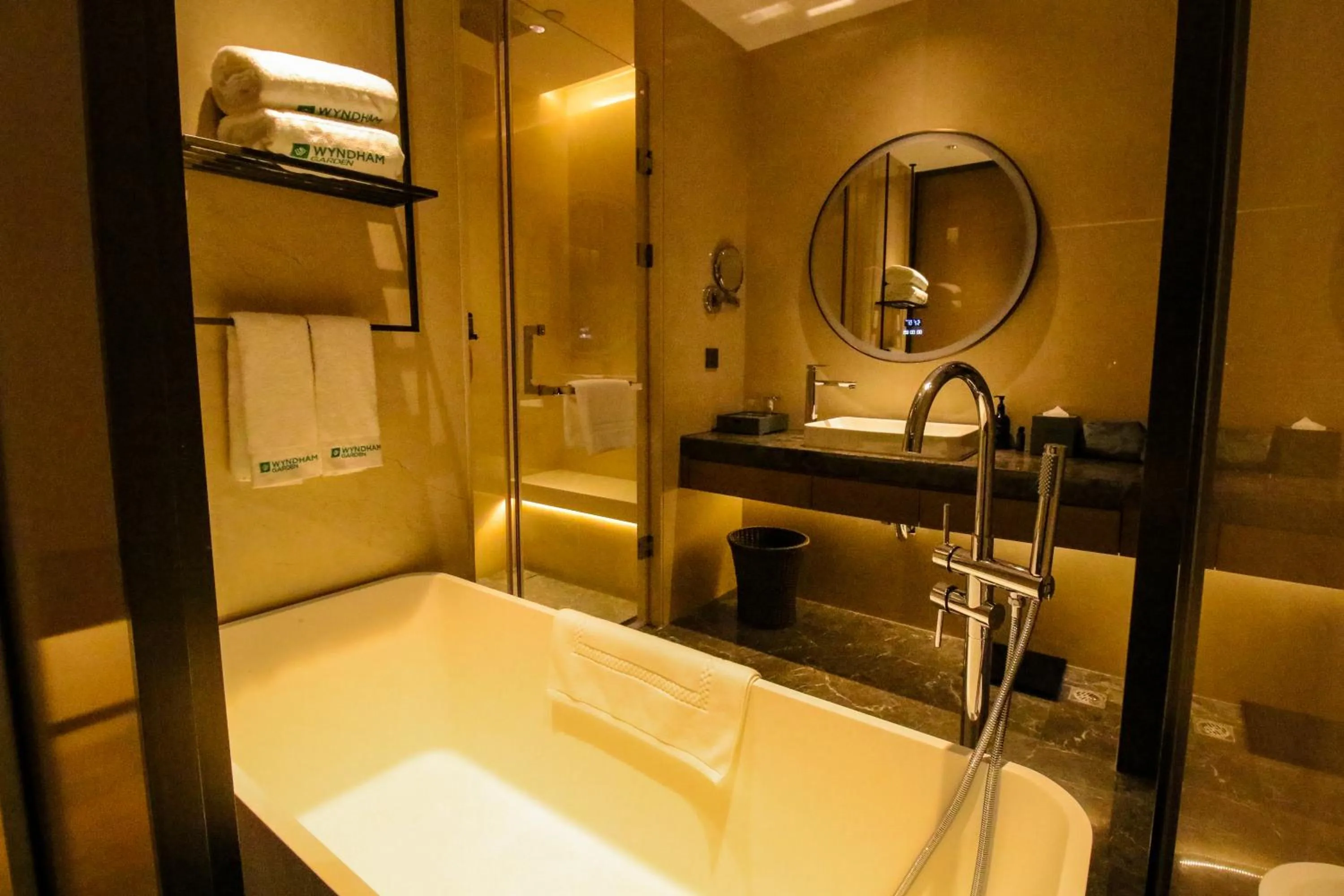 Bath in Wyndham Garden Gaozhou