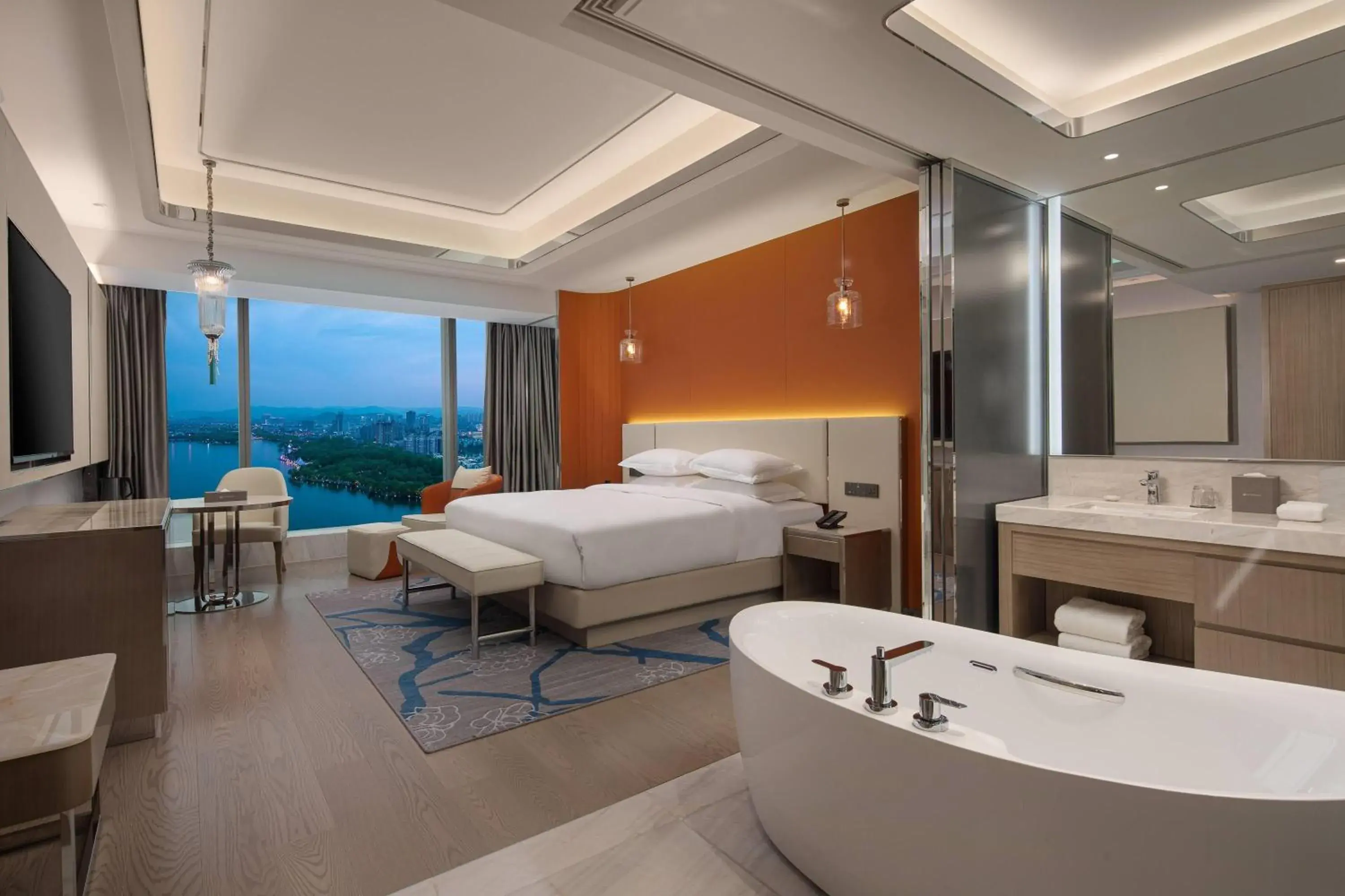 Photo of the whole room, Bed in Wyndham Shaoxing Keqiao Photo of the whole room, Bed in Wyndham Shaoxing Keqiao
