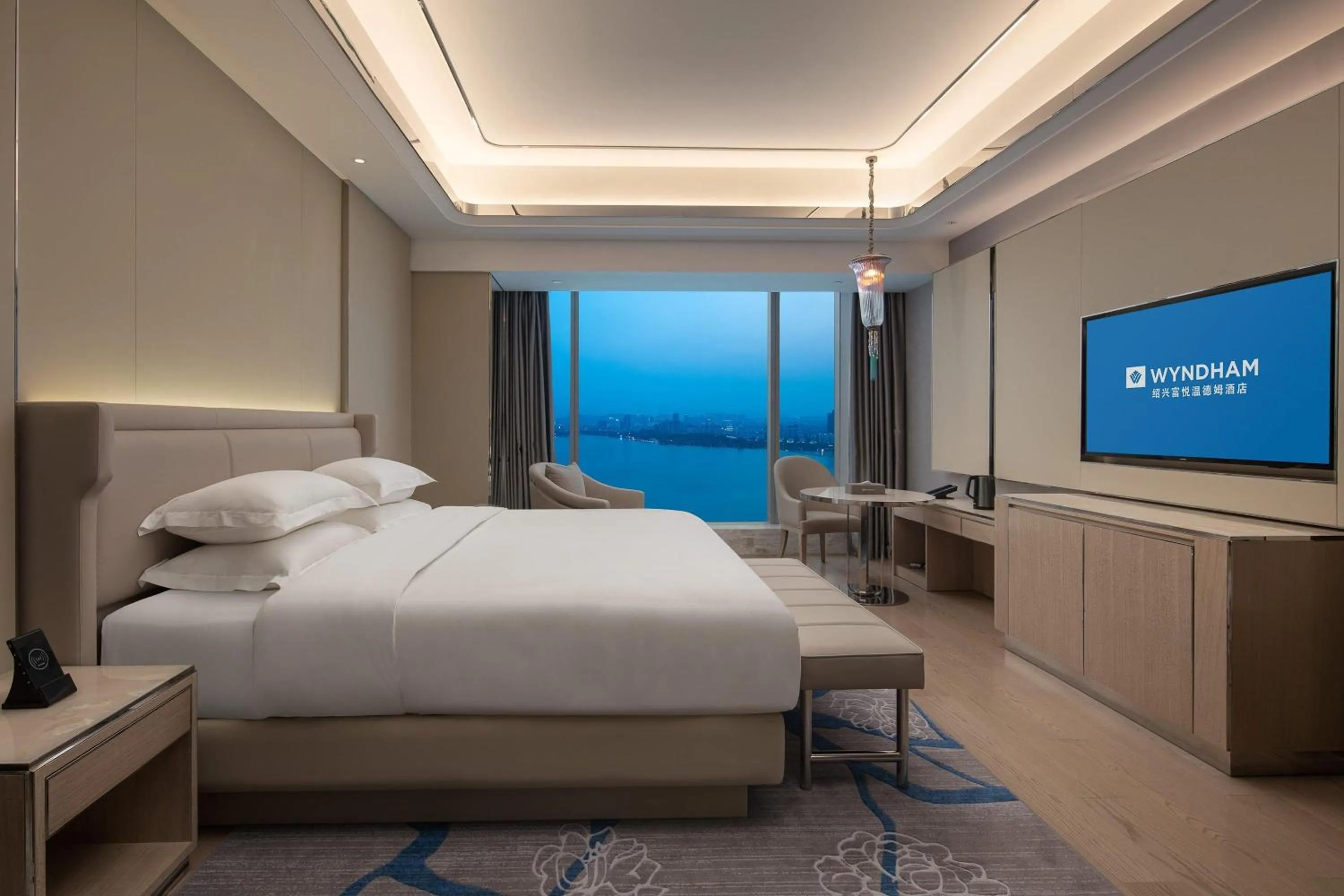 Photo of the whole room, Bed in Wyndham Shaoxing Keqiao