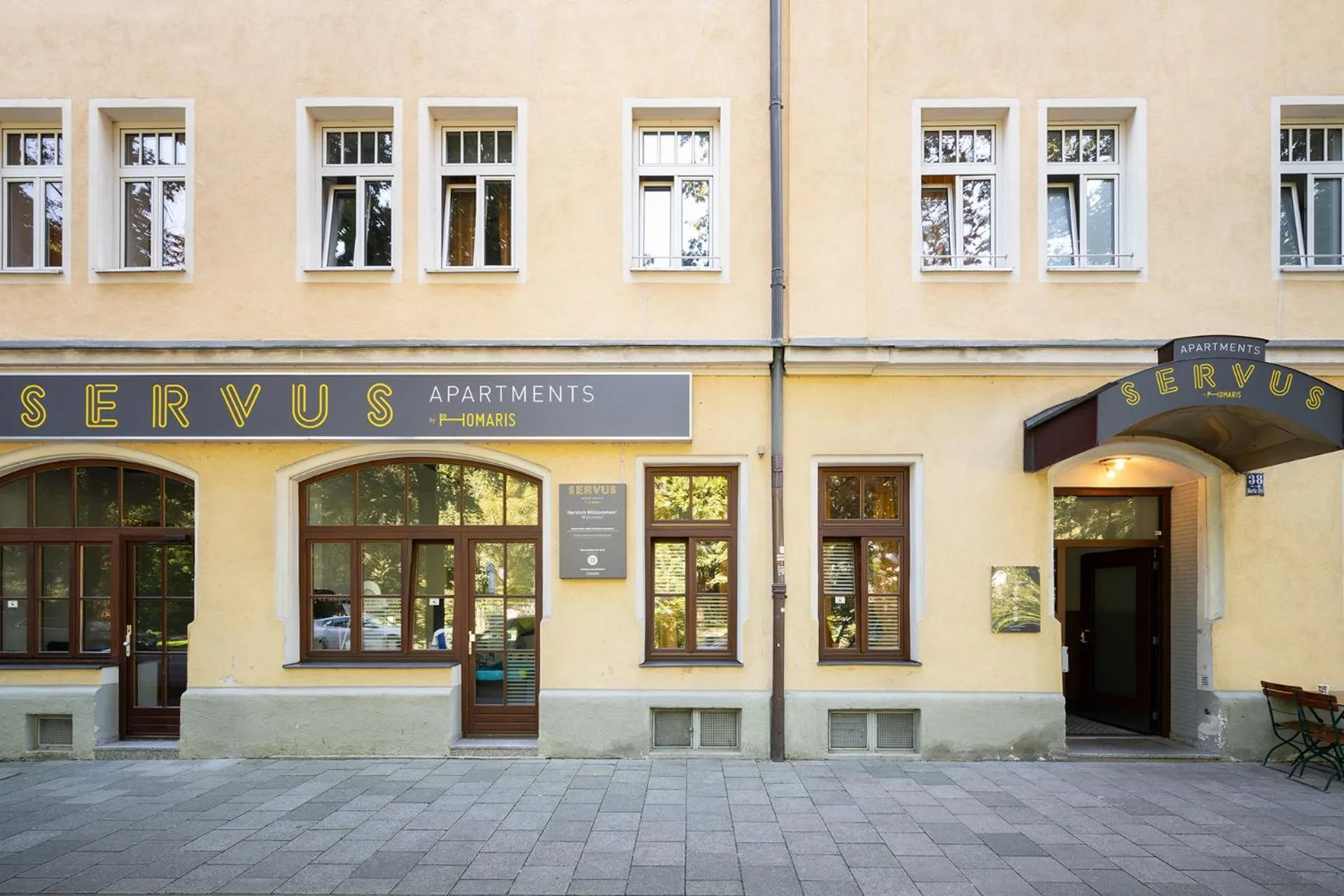 Servus Apartments by Homaris