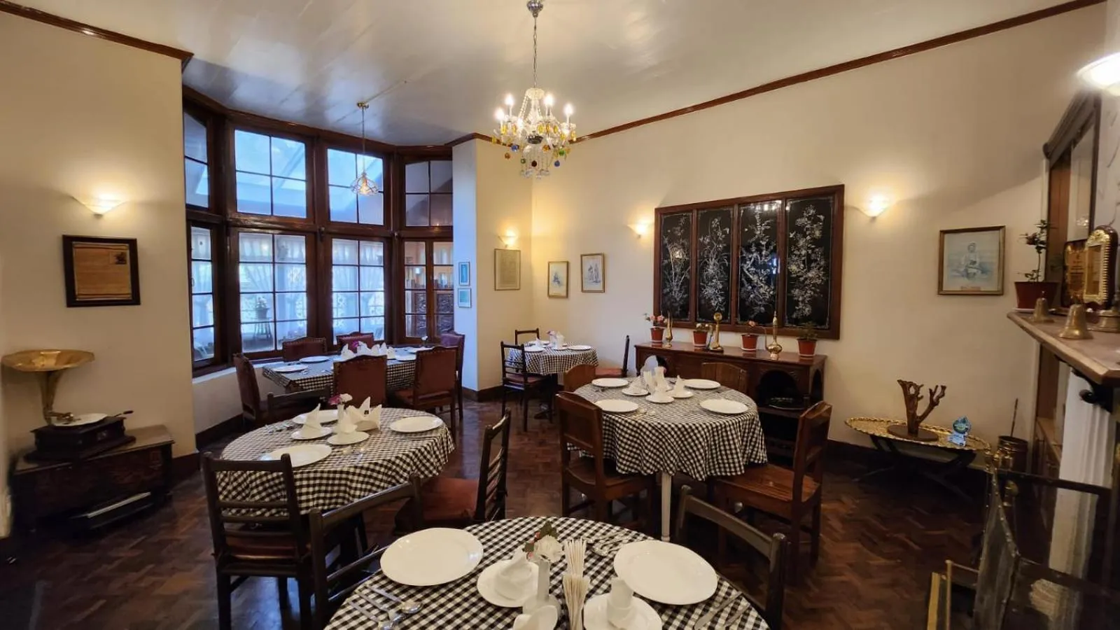 Dining area in Ivanhoe Hotel (A Heritage Property)