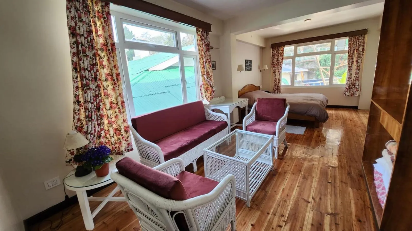 Living room in Ivanhoe Hotel (A Heritage Property)