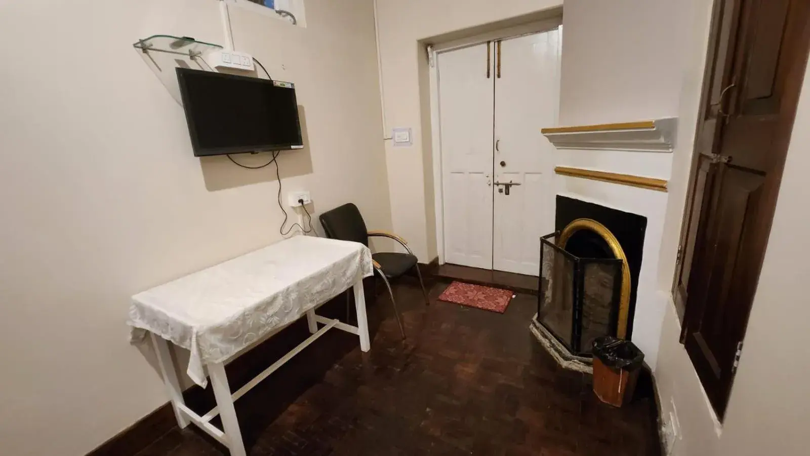 Double Room in Ivanhoe Hotel (A Heritage Property) Double Room in Ivanhoe Hotel (A Heritage Property)