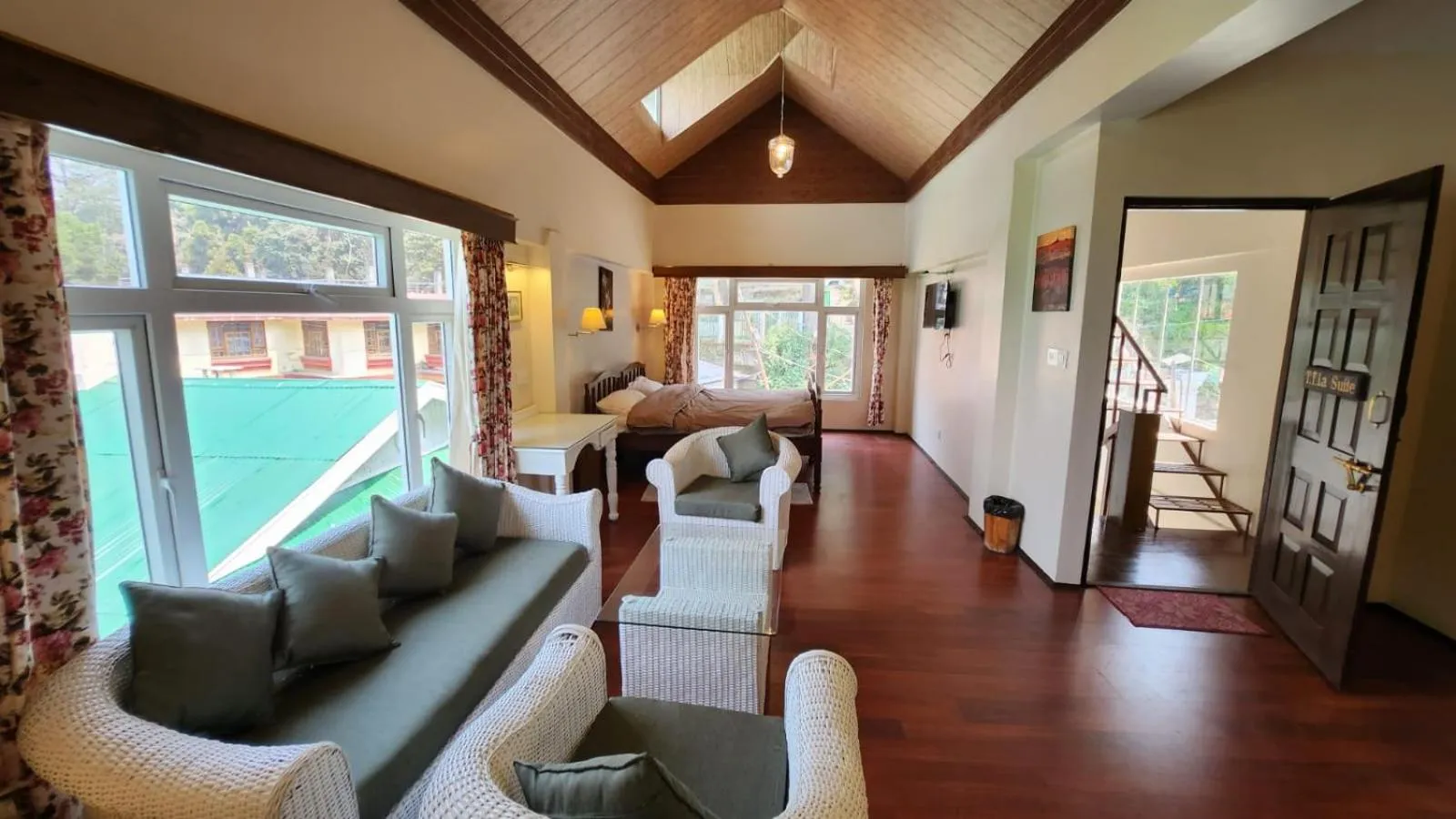 Living room in Ivanhoe Hotel (A Heritage Property)